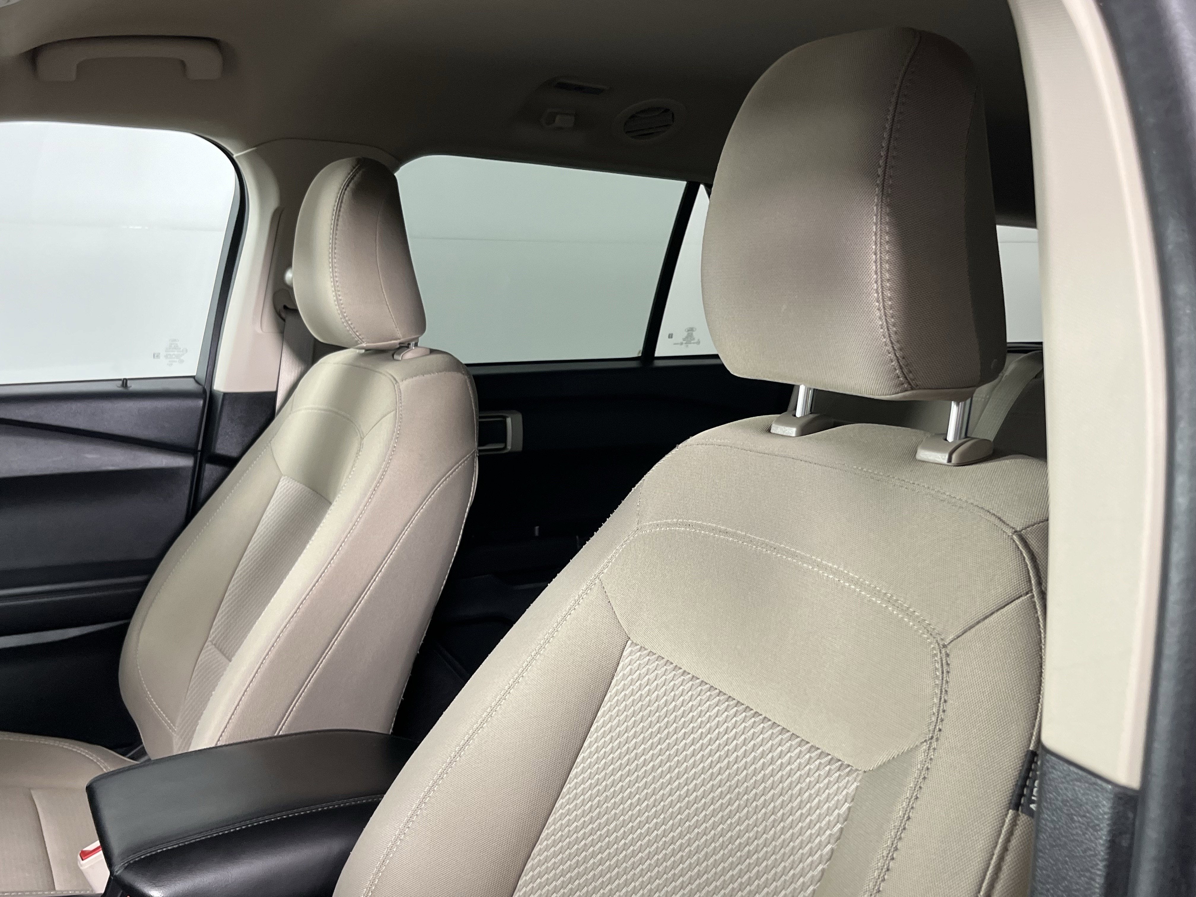 2023 Ford Explorer Base