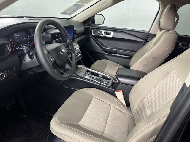 2023 Ford Explorer Base