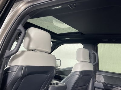 2023 Ford F-150 Lightning LARIAT