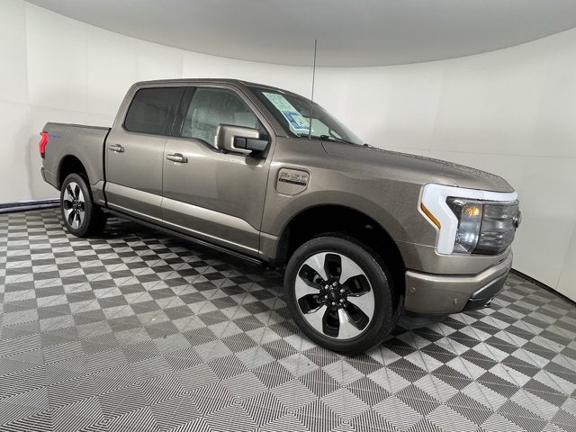 2023 Ford F-150 Lightning LARIAT