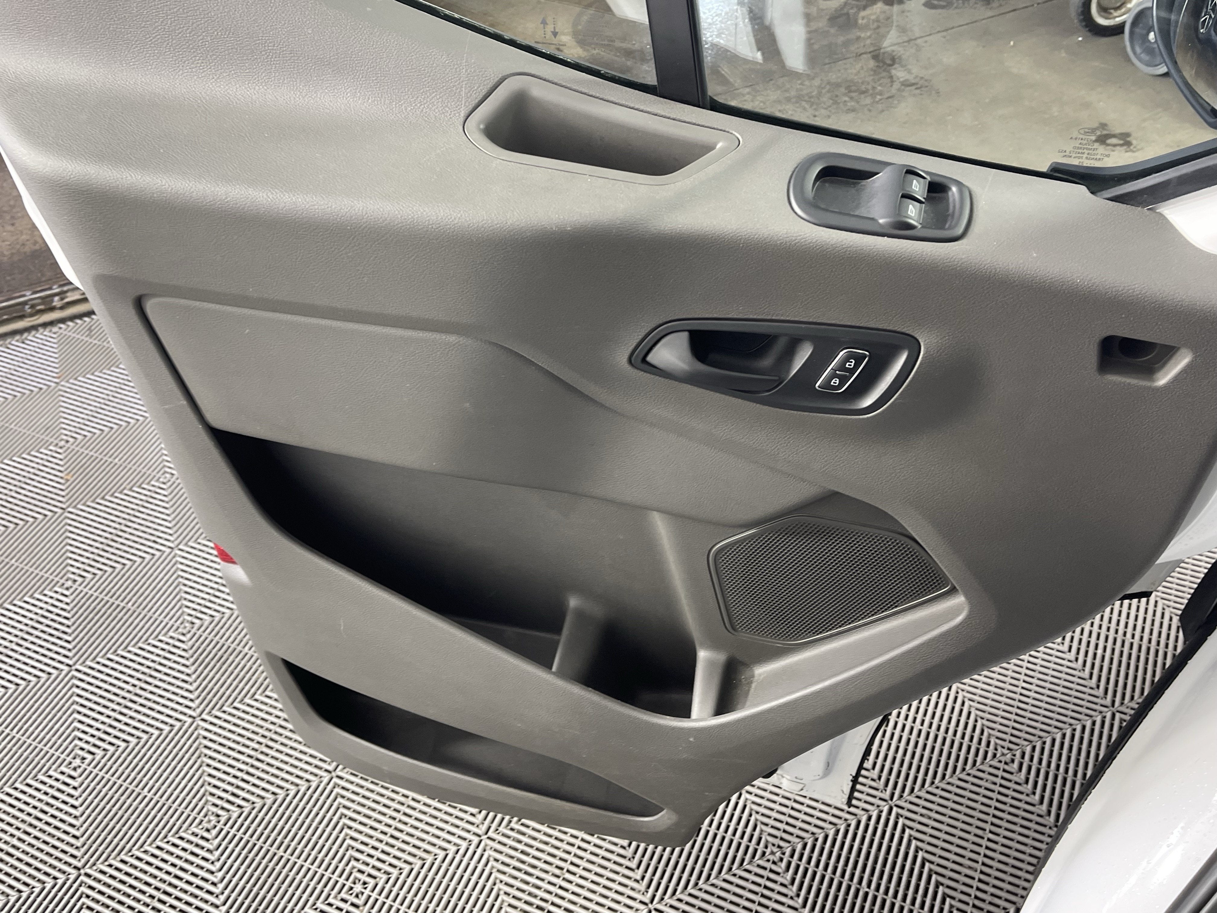 2025 Ford Transit Cargo Van 148 WB High Roof Cargo