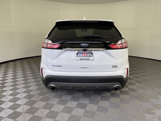 2020 Ford Edge Base