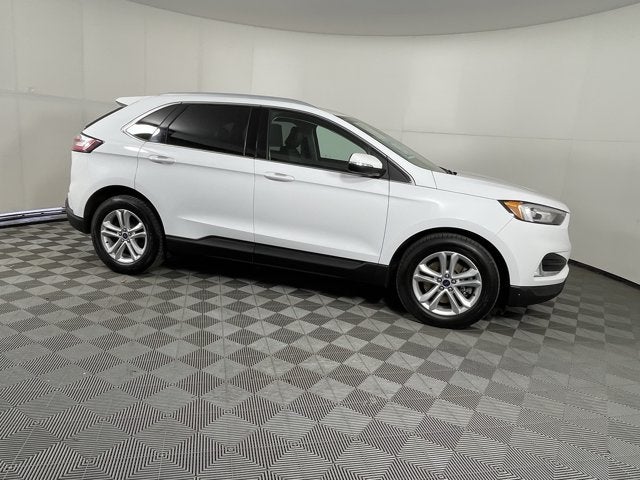 2020 Ford Edge Base