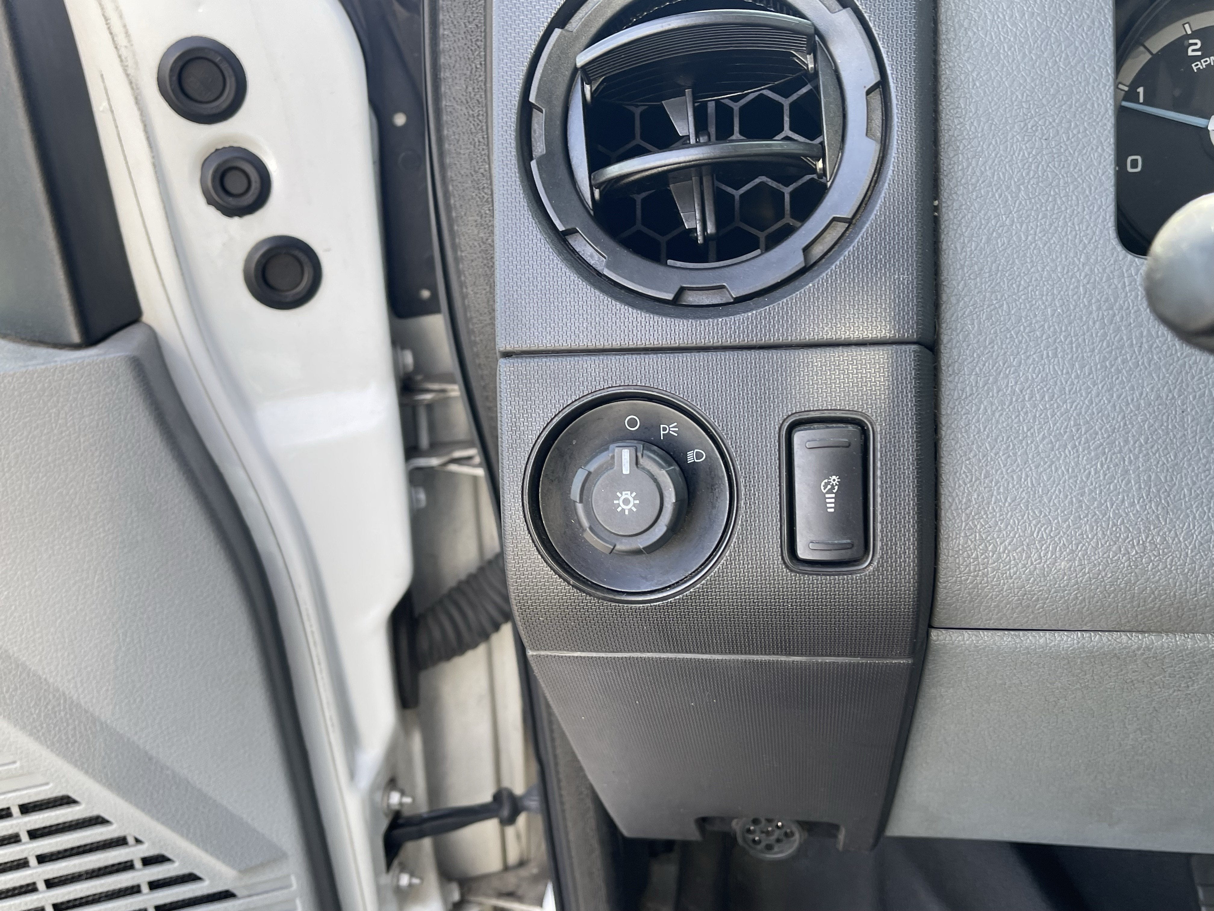 2013 Ford Super Duty F-750 Straight Frame Base