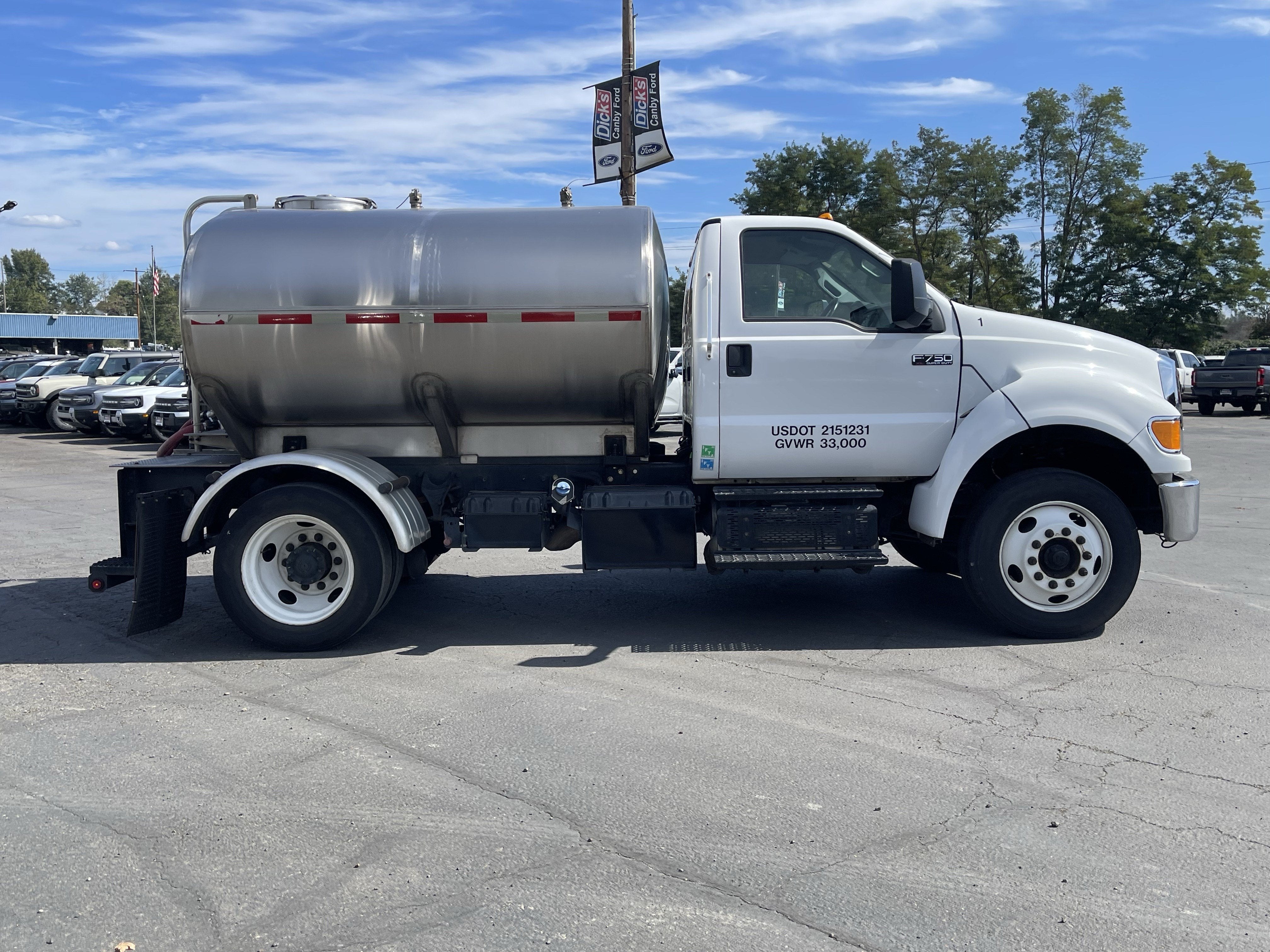 2013 Ford Super Duty F-750 Straight Frame Base