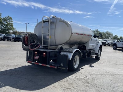 2013 Ford Super Duty F-750 Straight Frame Base