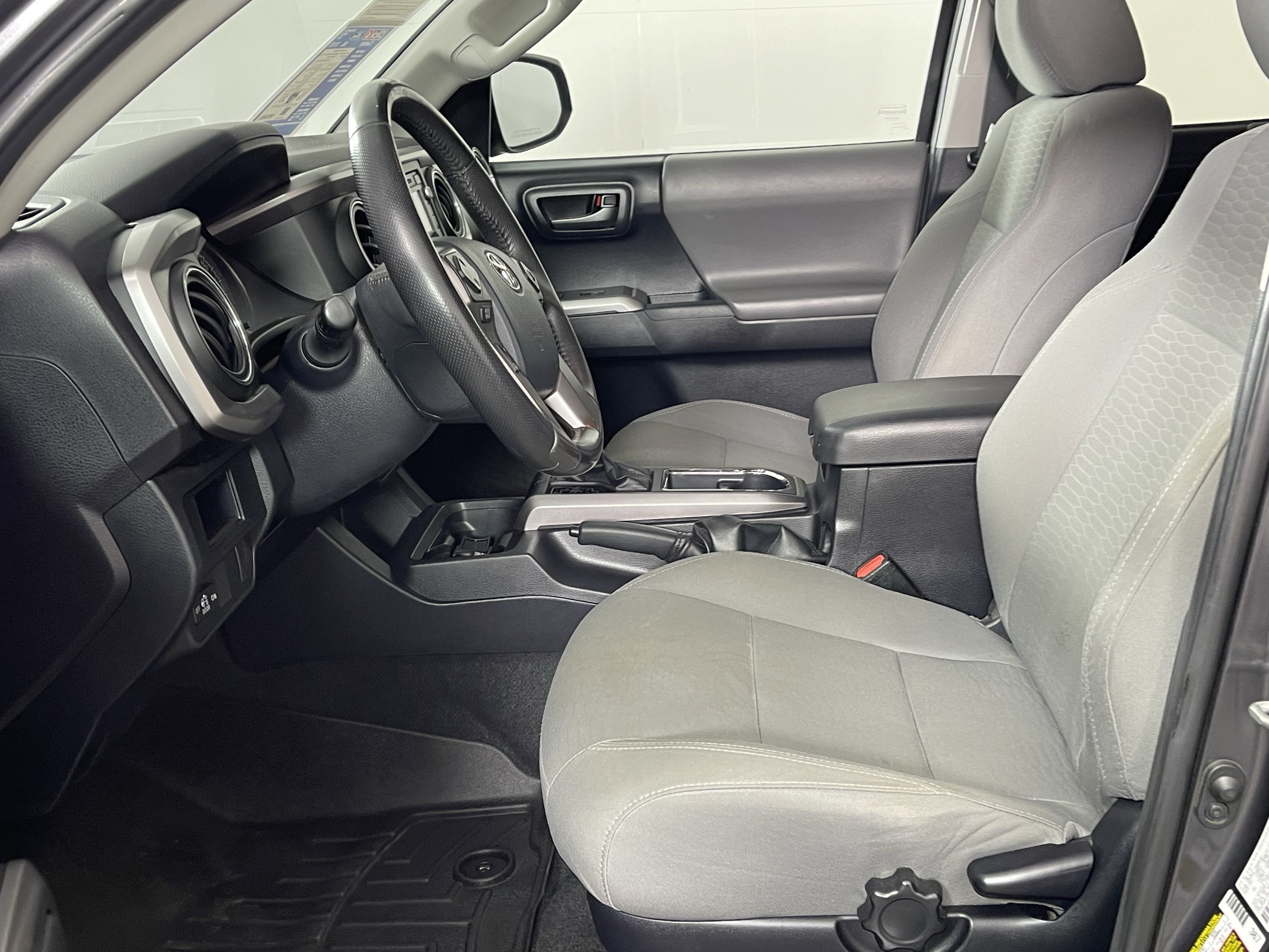 2017 Toyota Tacoma SR5
