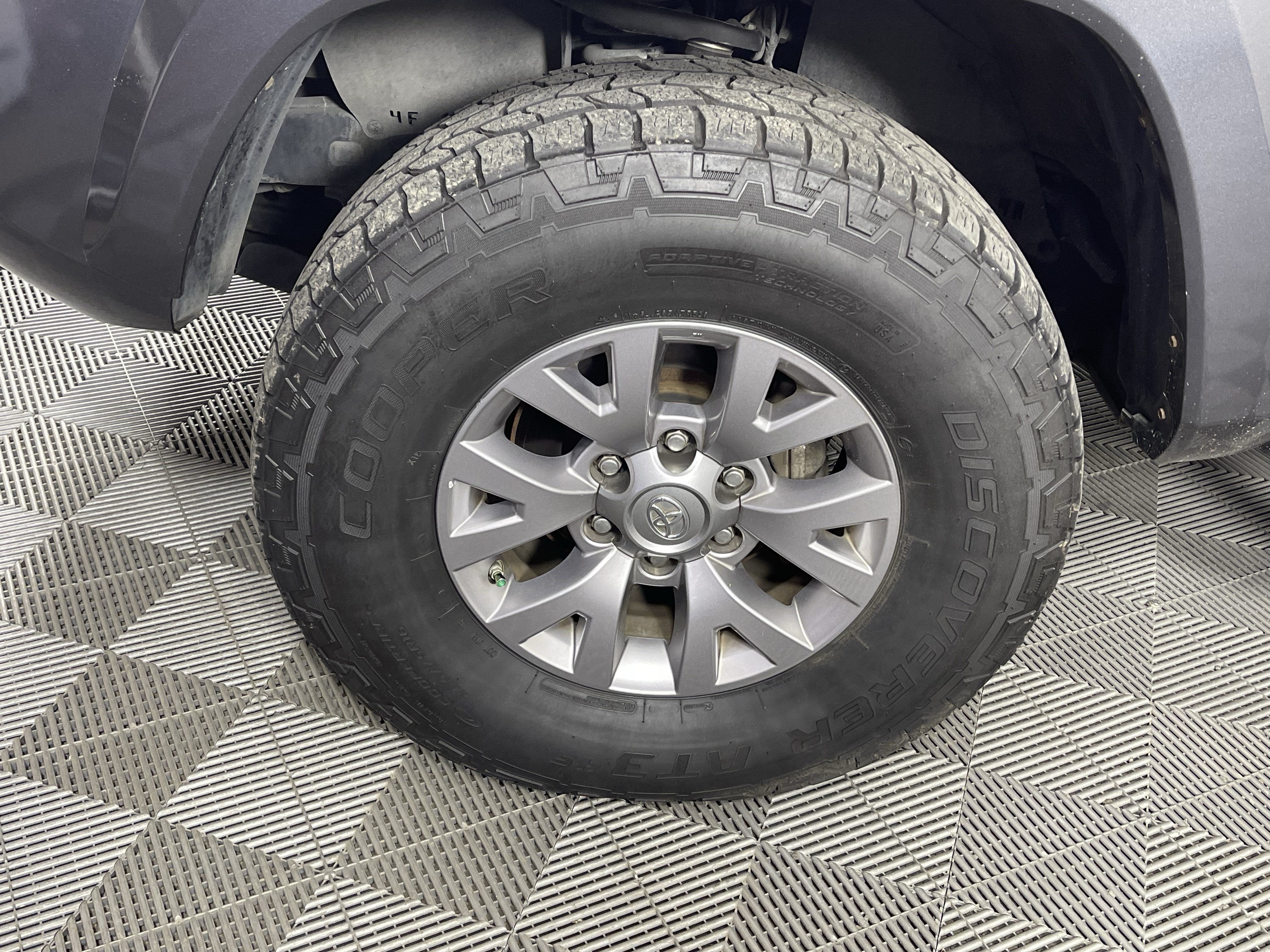 2017 Toyota Tacoma SR5
