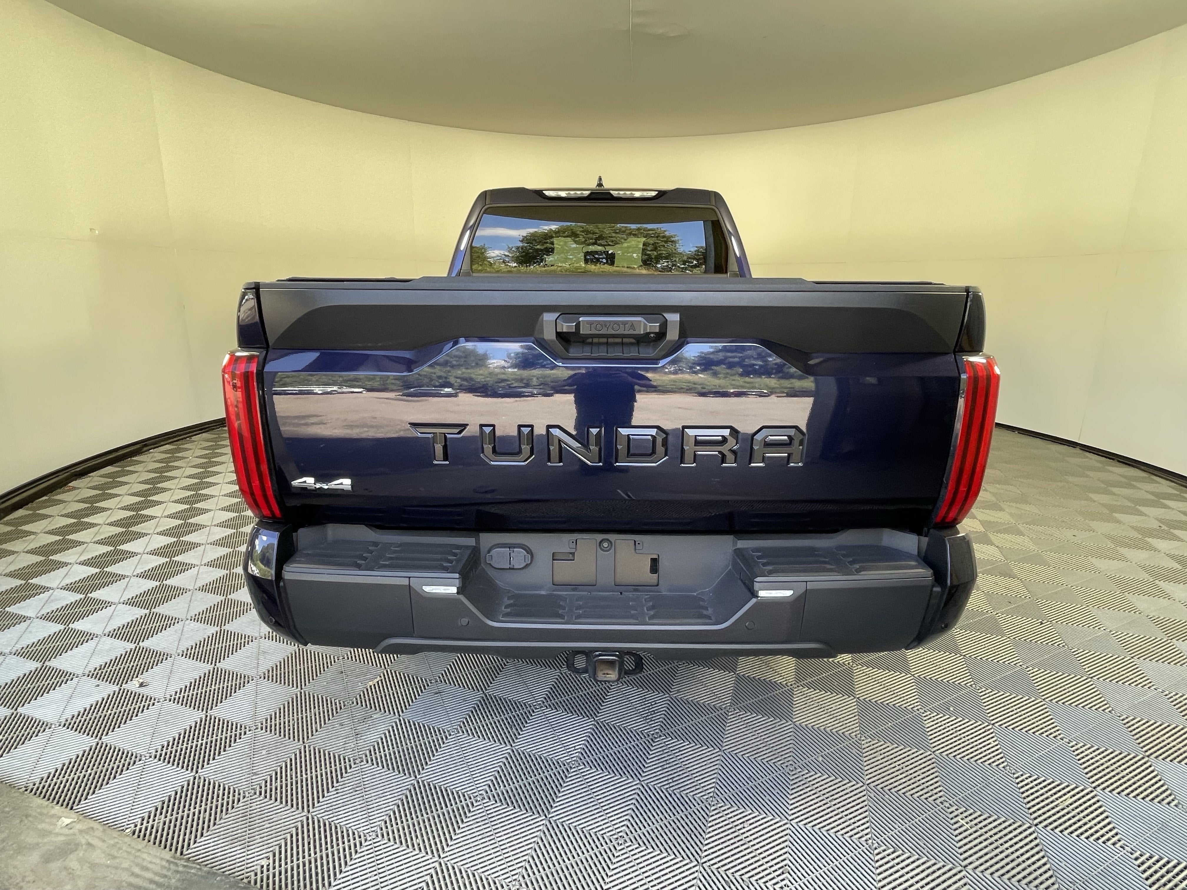 2023 Toyota Tundra 4WD SR5