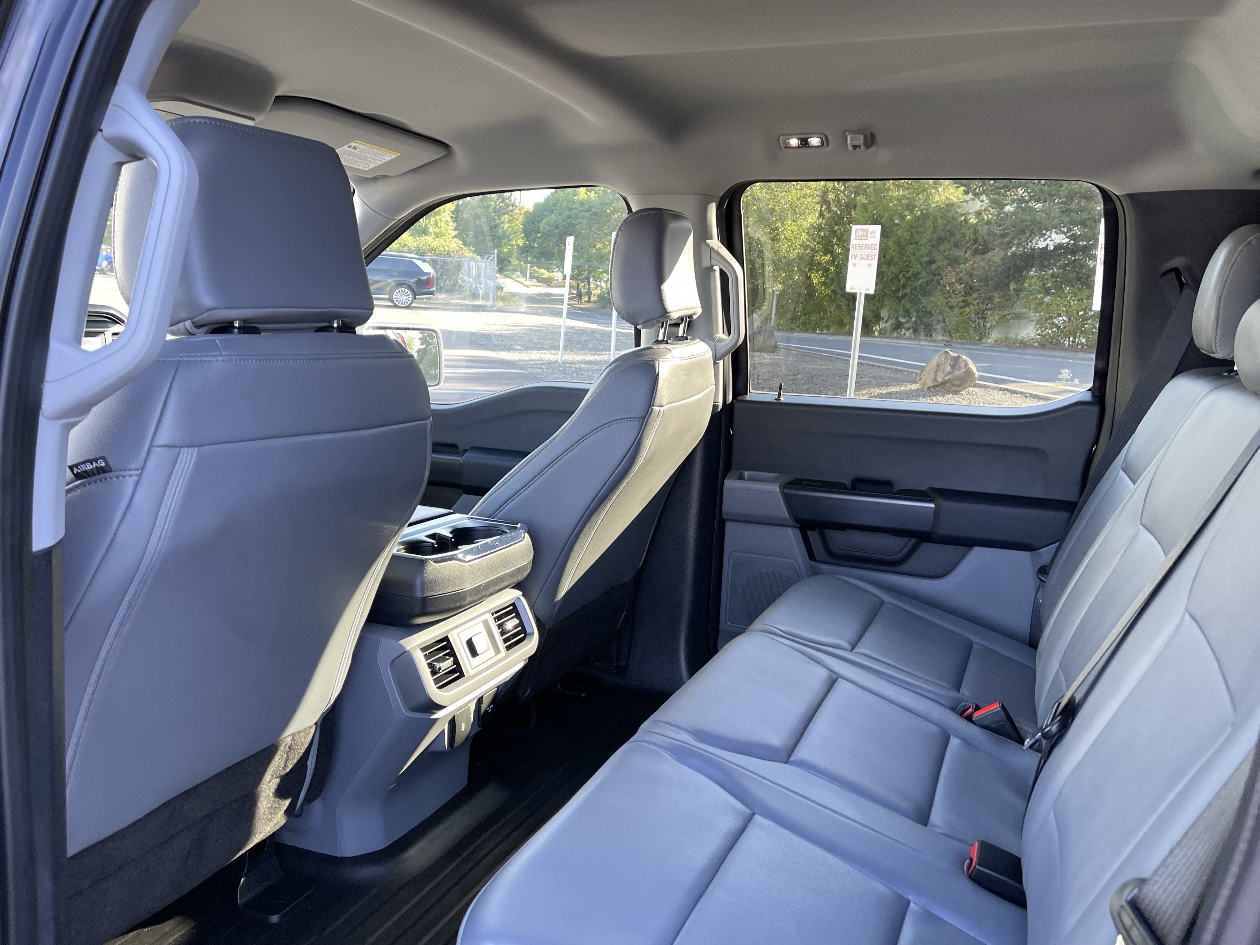 2022 Ford F-150 Lightning Pro 4WD SuperCrew 5.5' Box
