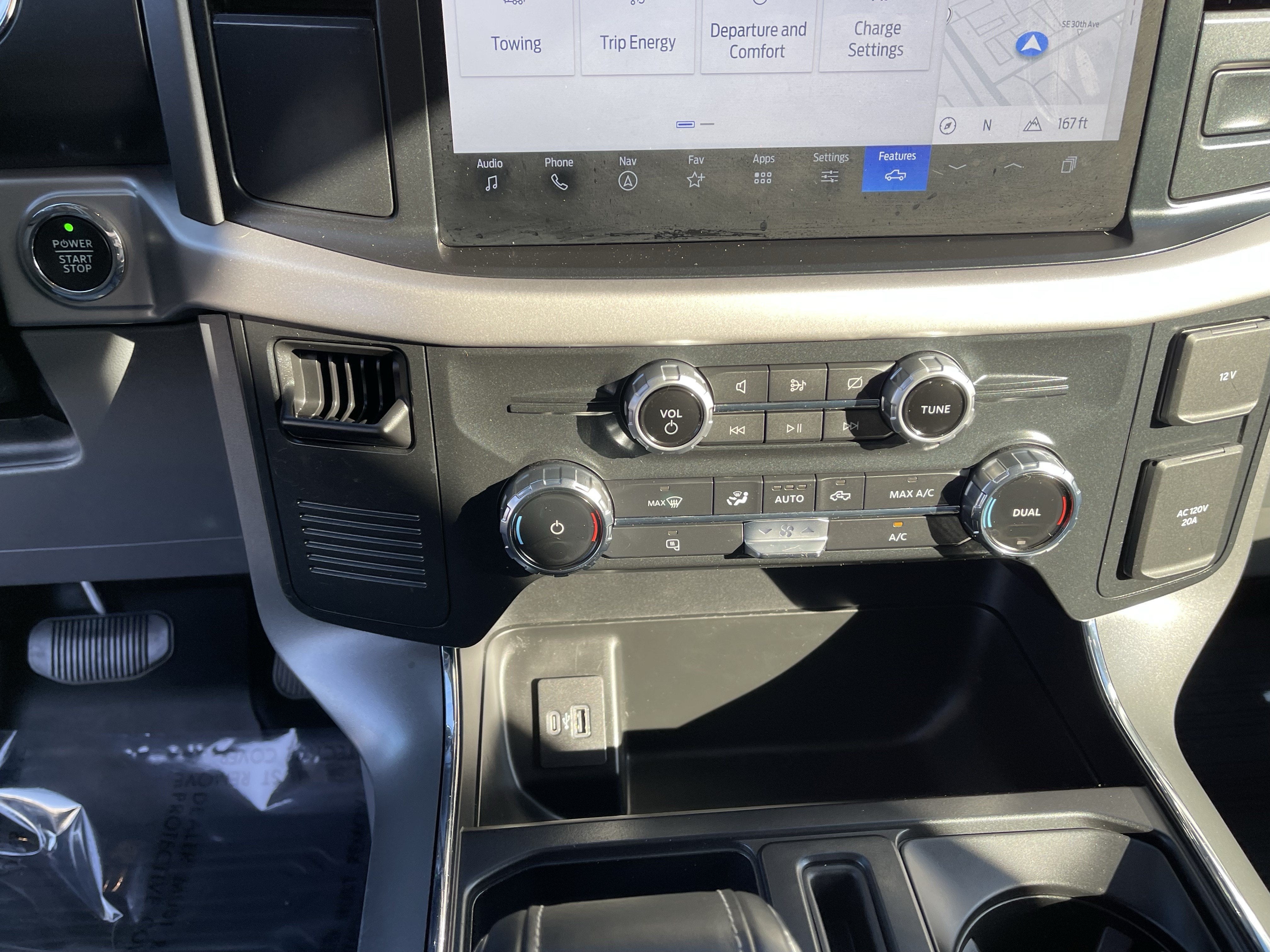 2022 Ford F-150 Lightning Pro 4WD SuperCrew 5.5' Box