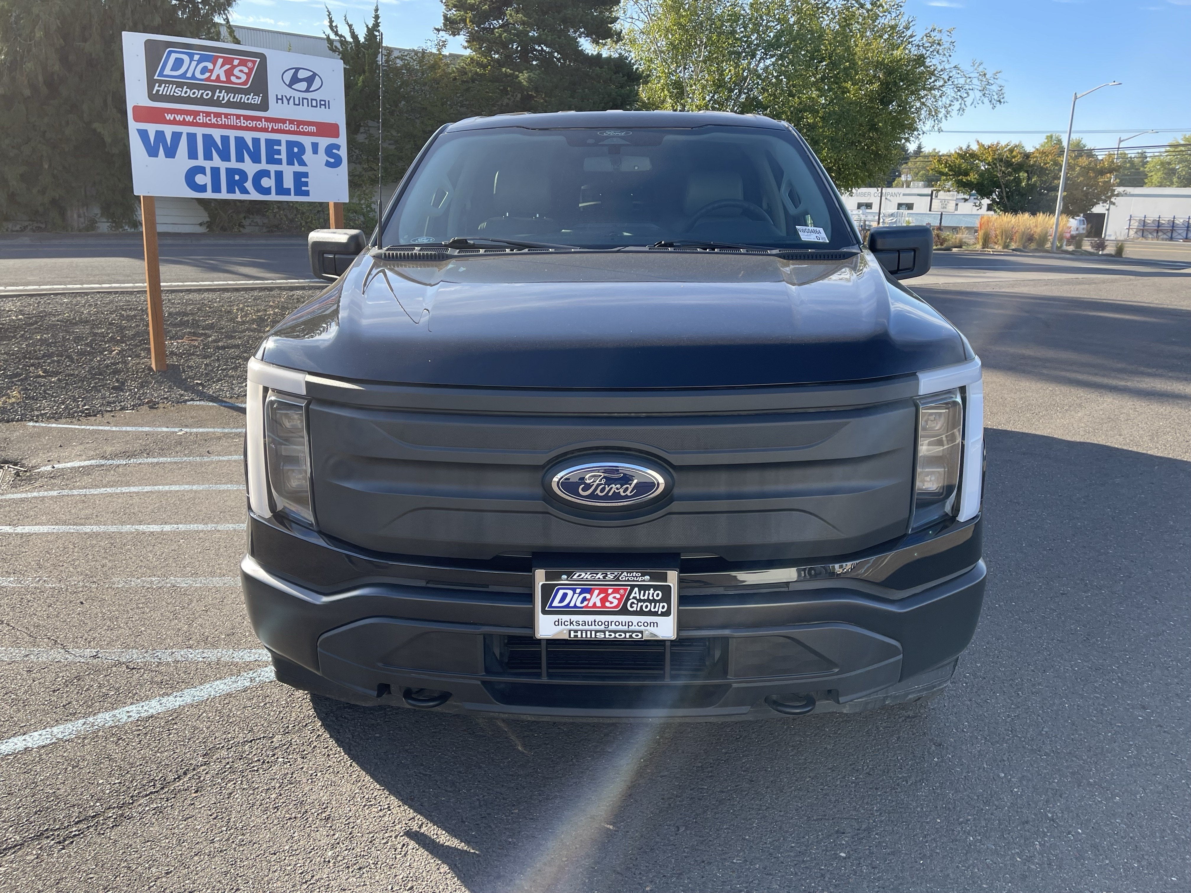 2022 Ford F-150 Lightning Pro 4WD SuperCrew 5.5' Box