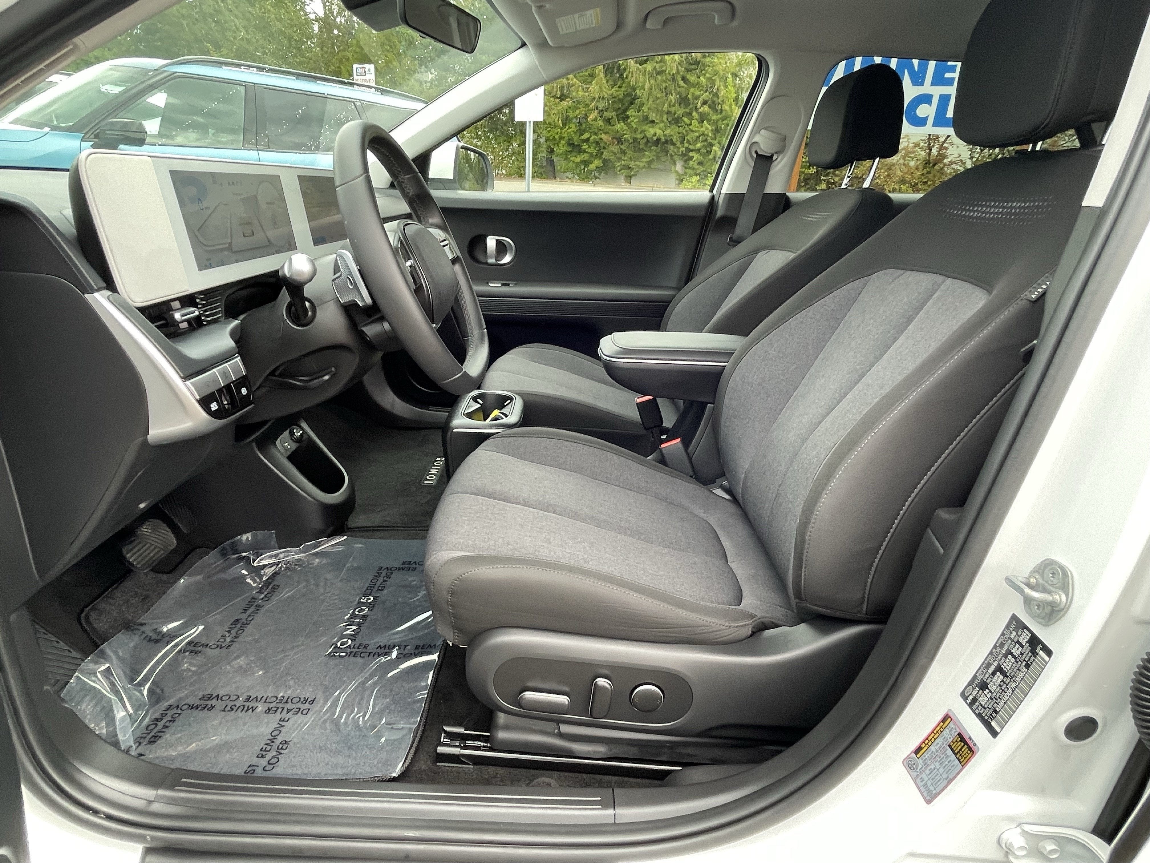 2024 Hyundai IONIQ 5 SE