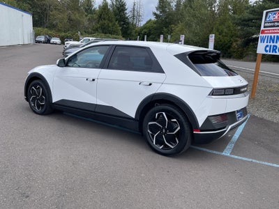 2024 Hyundai IONIQ 5 SE