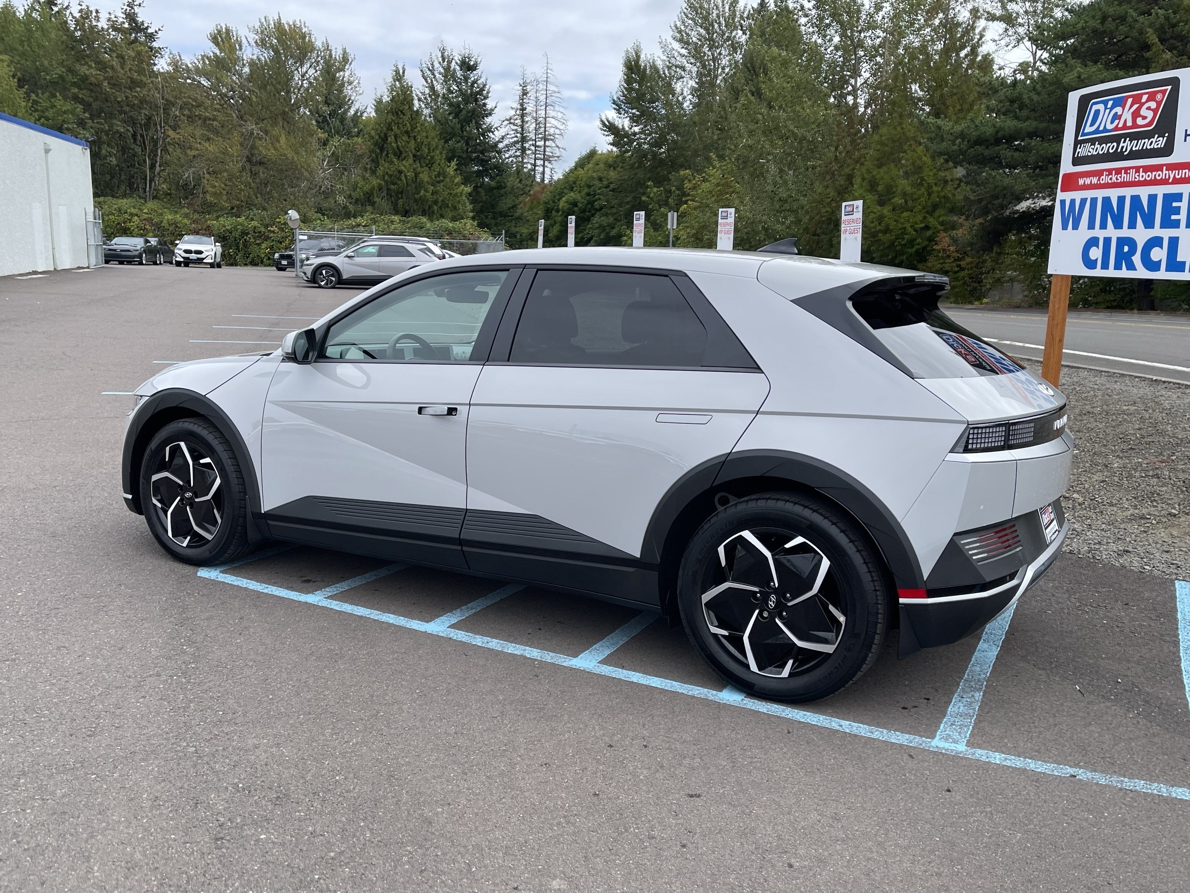 2024 Hyundai IONIQ 5 SEL