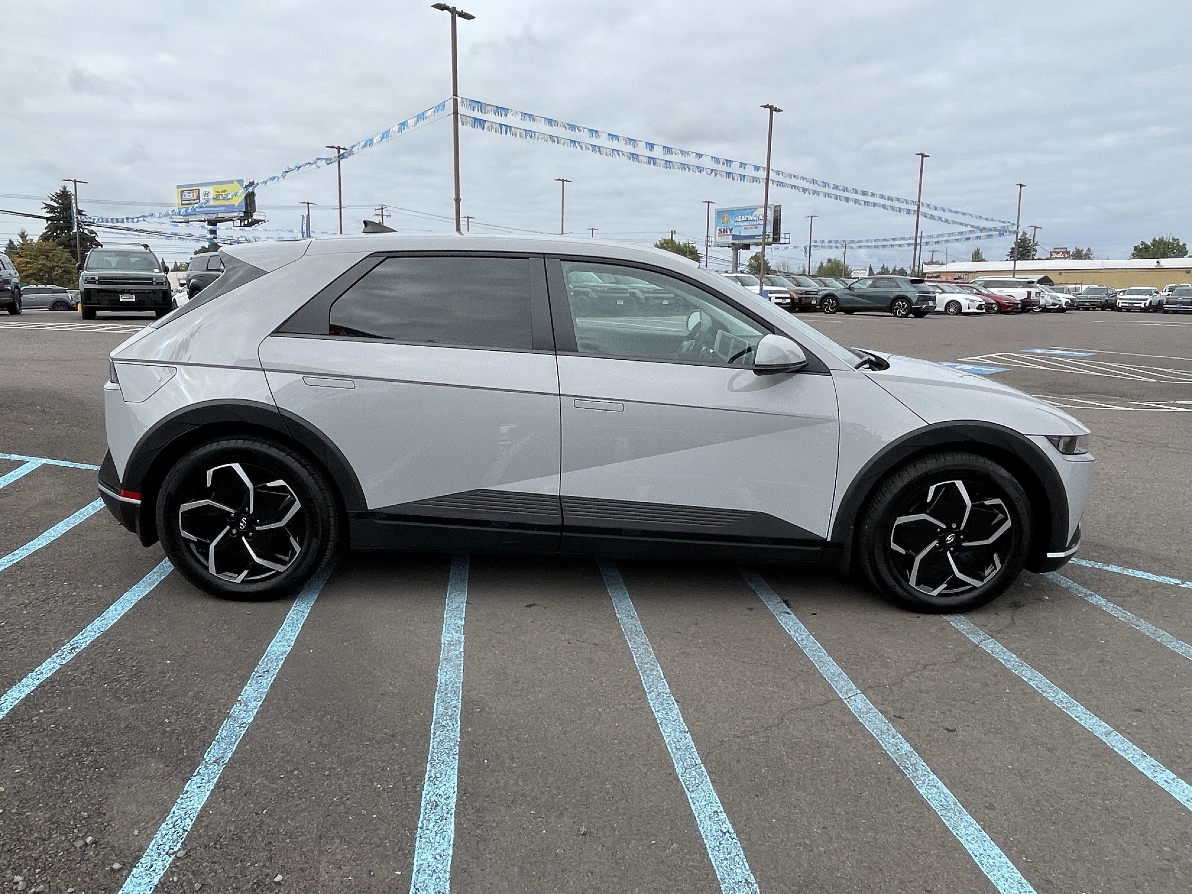 2024 Hyundai IONIQ 5 SEL