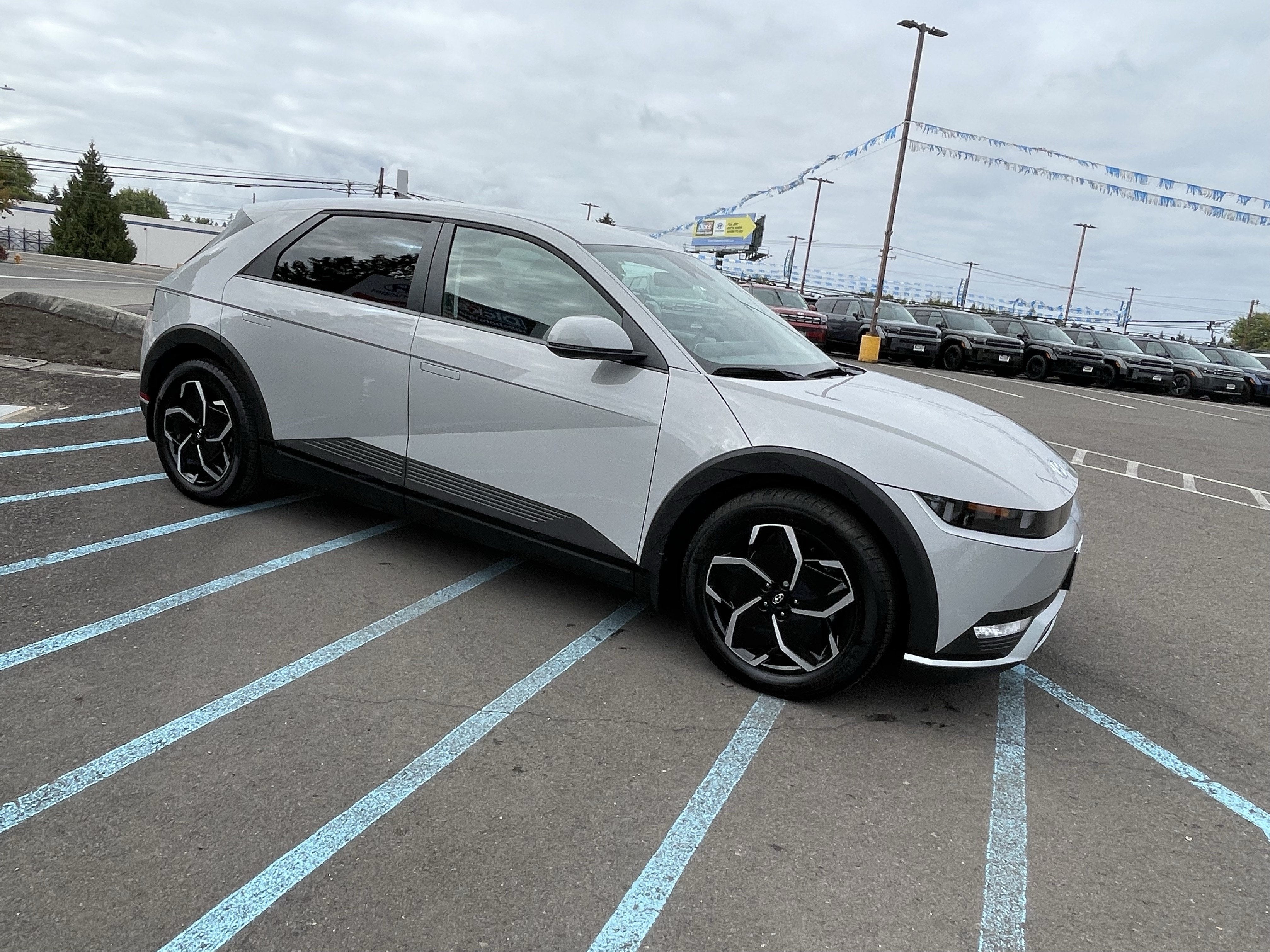 2024 Hyundai IONIQ 5 SEL
