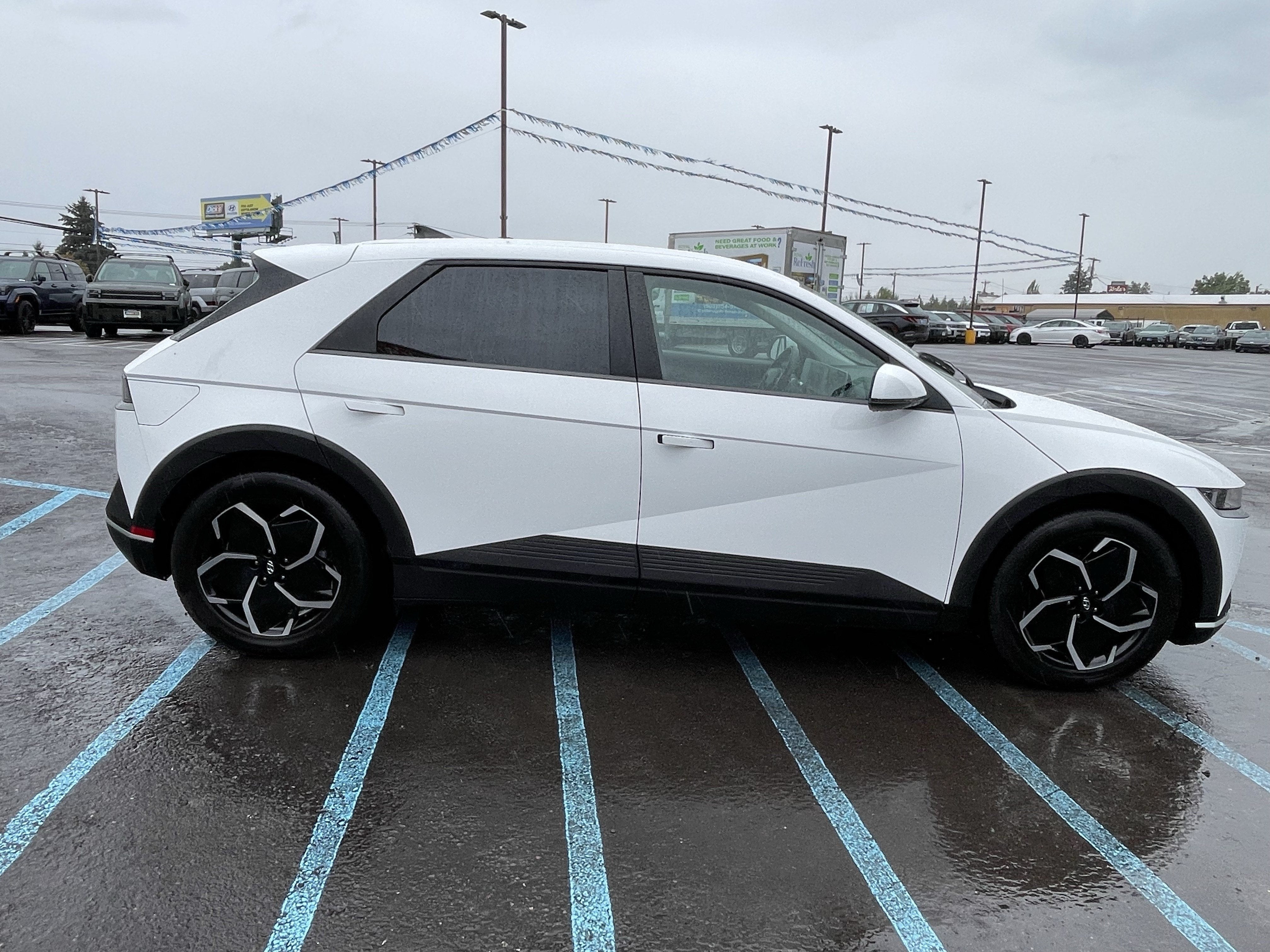 2024 Hyundai IONIQ 5 SEL