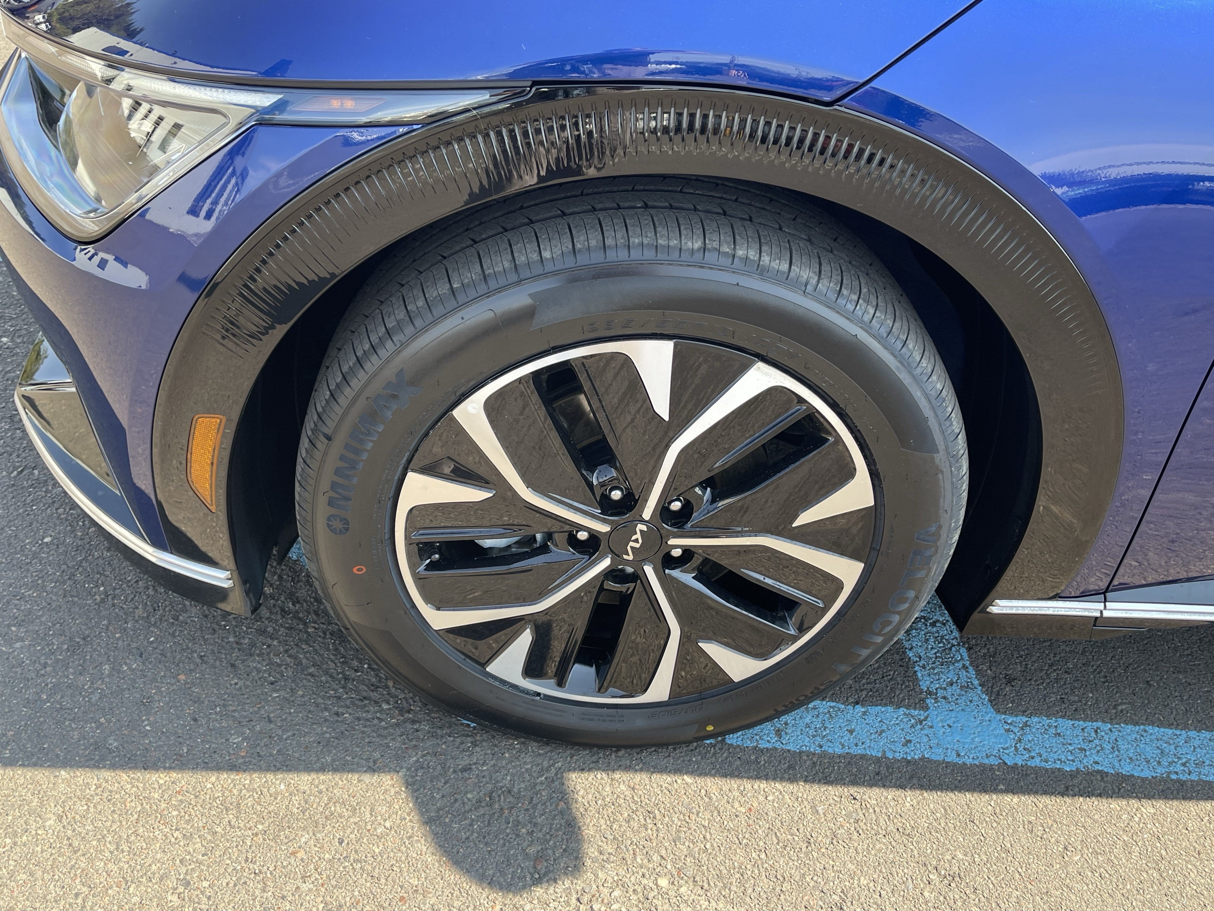2023 Kia EV6 Wind