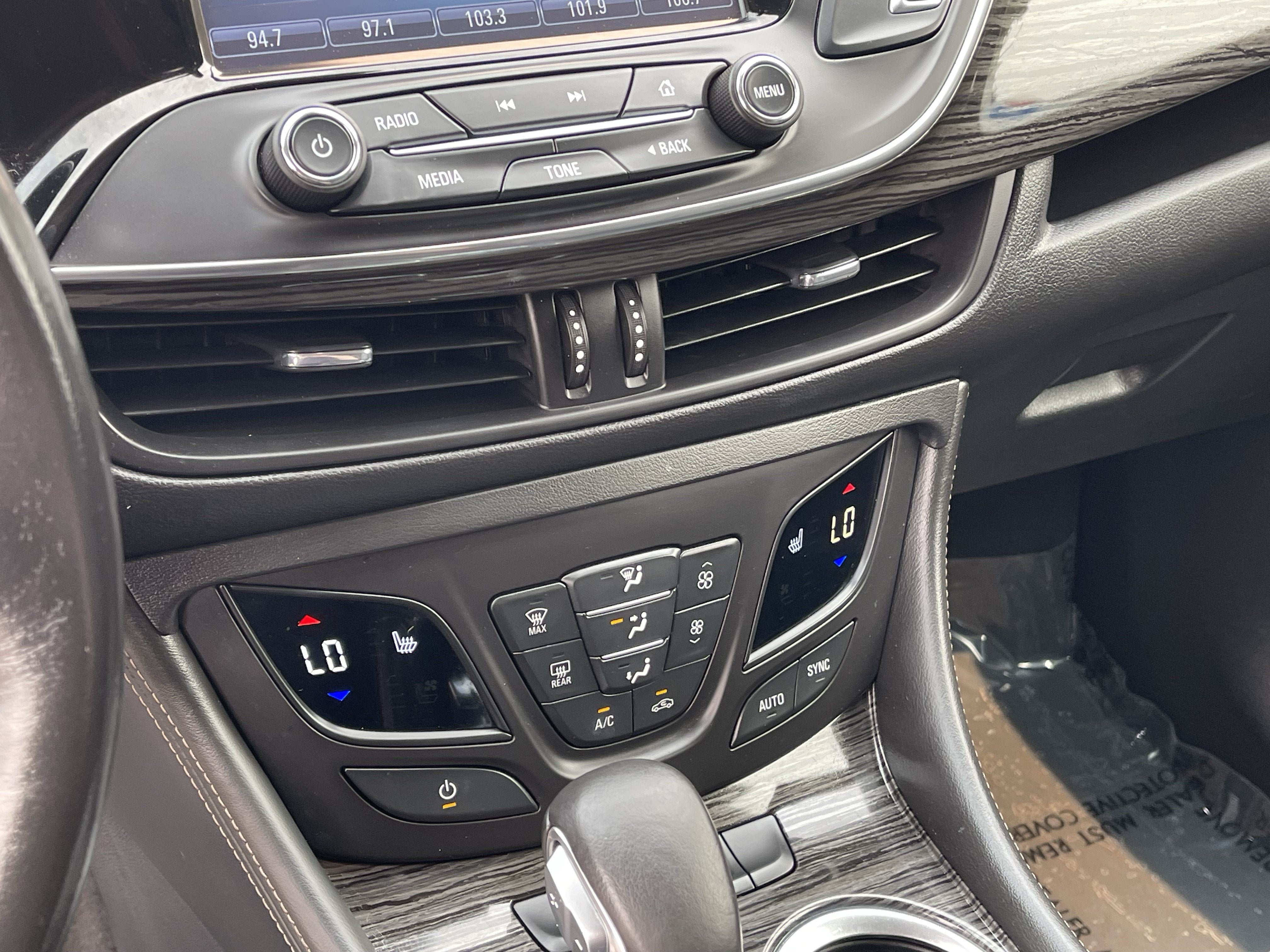2017 Buick Envision Essence