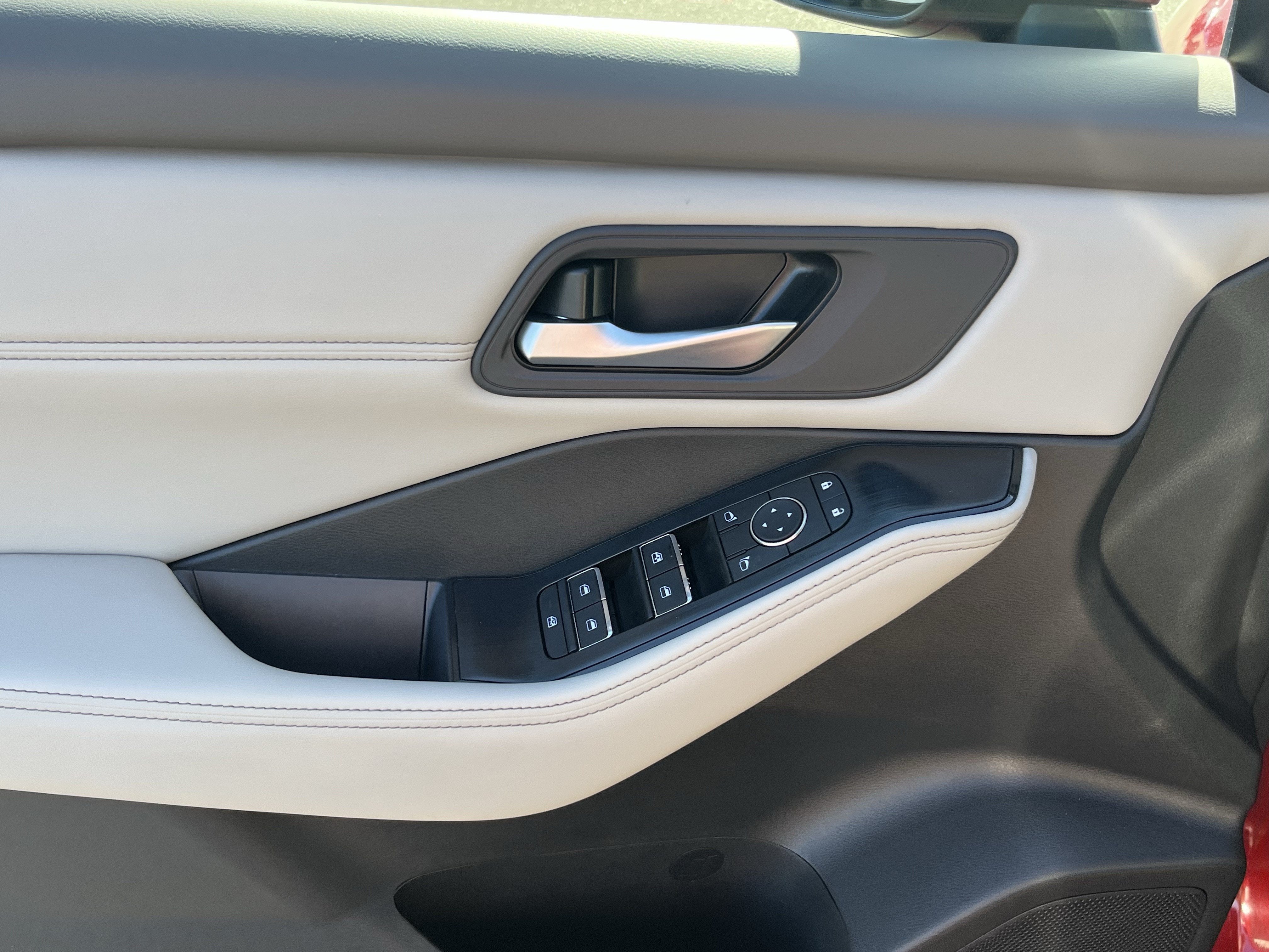 2026 Nissan Rogue SL
