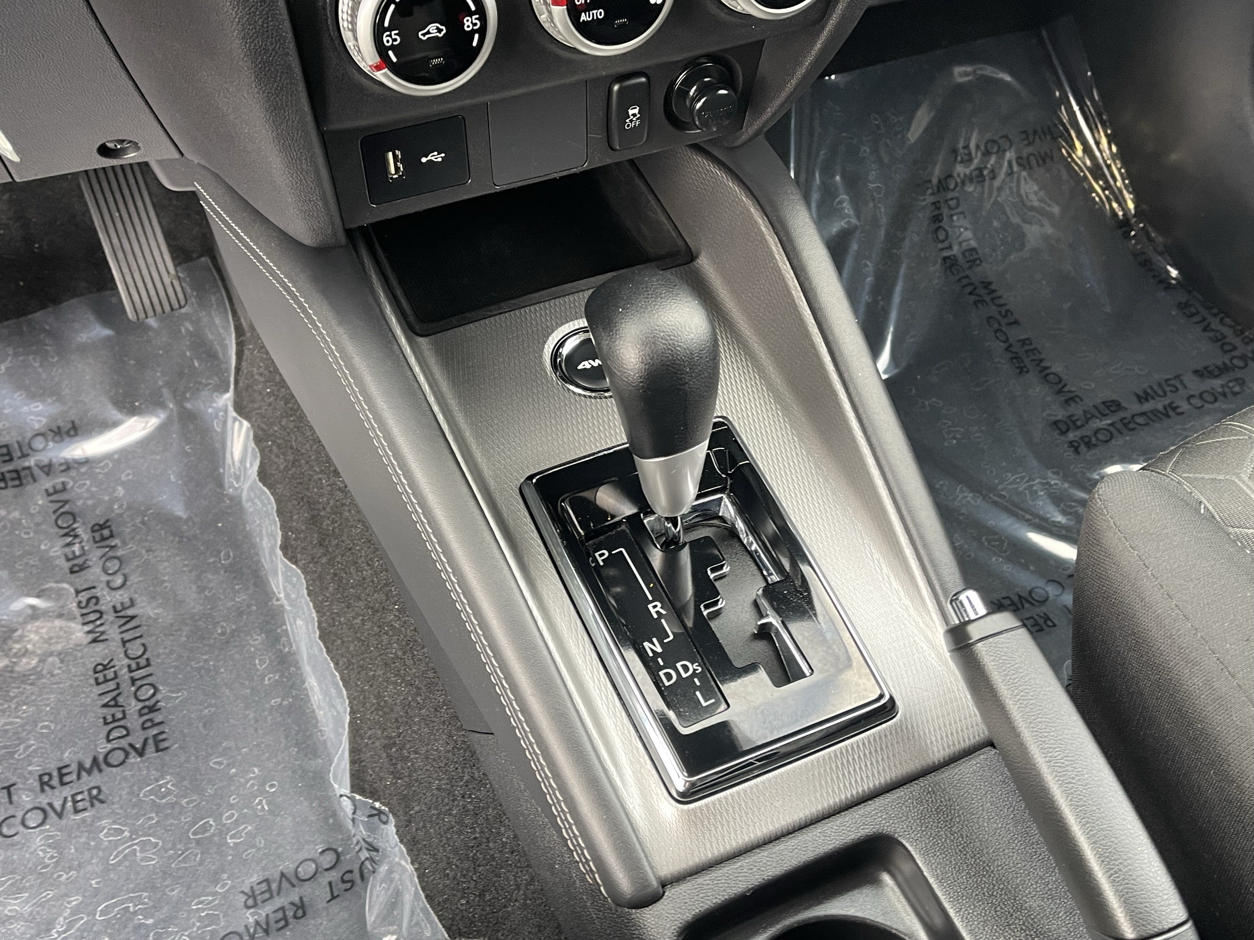 2025 Mitsubishi Outlander Sport S