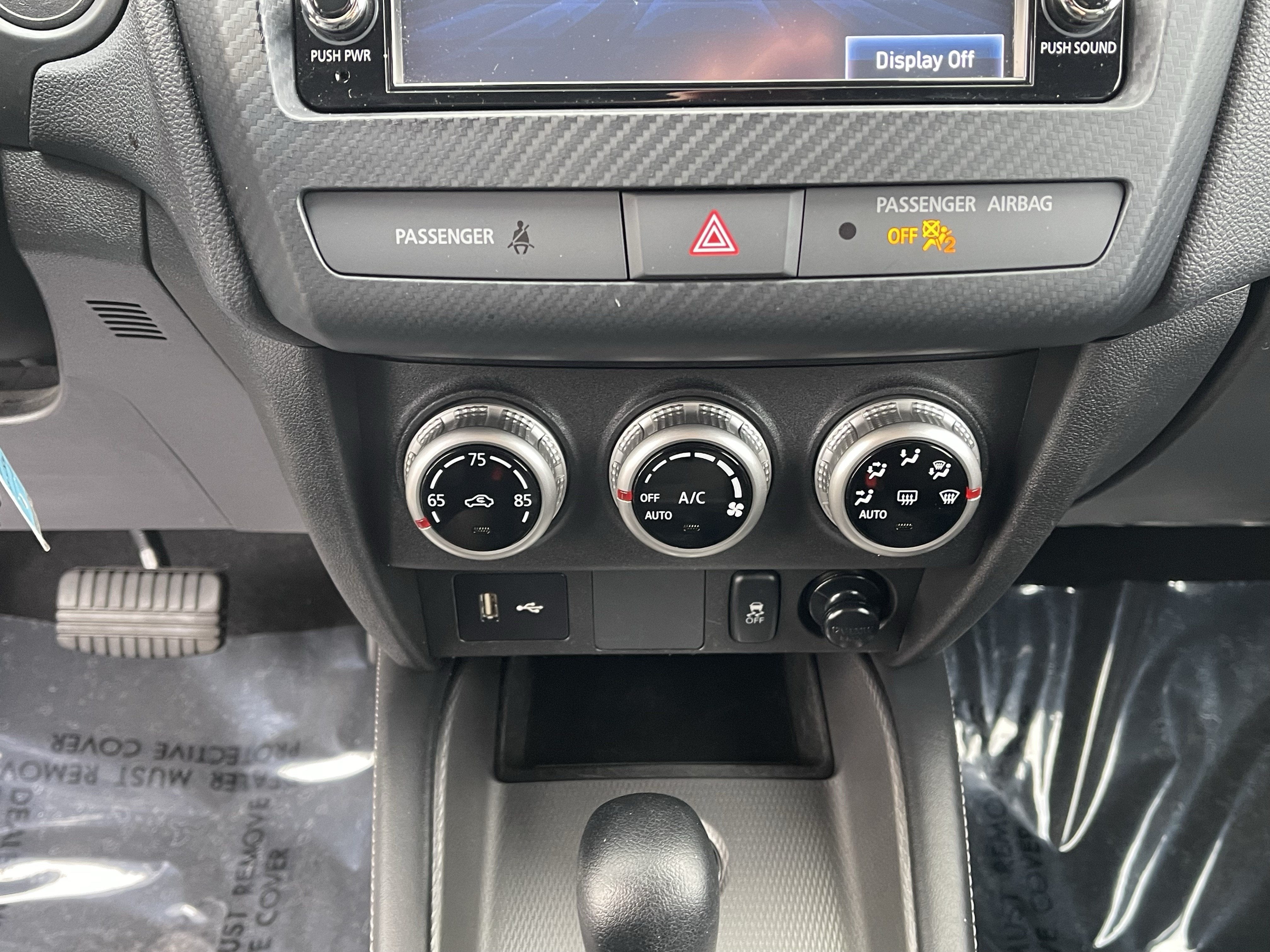 2025 Mitsubishi Outlander Sport S