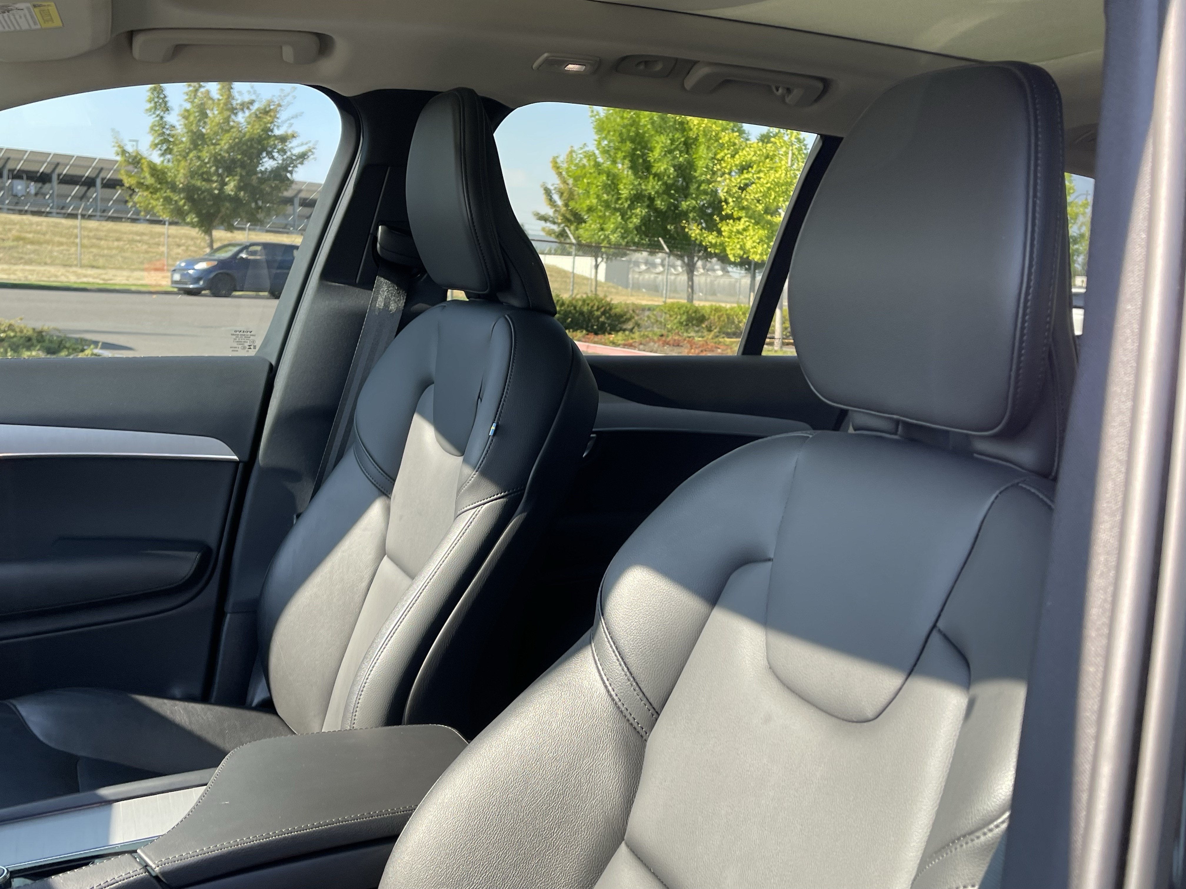 2023 Volvo XC90 Core