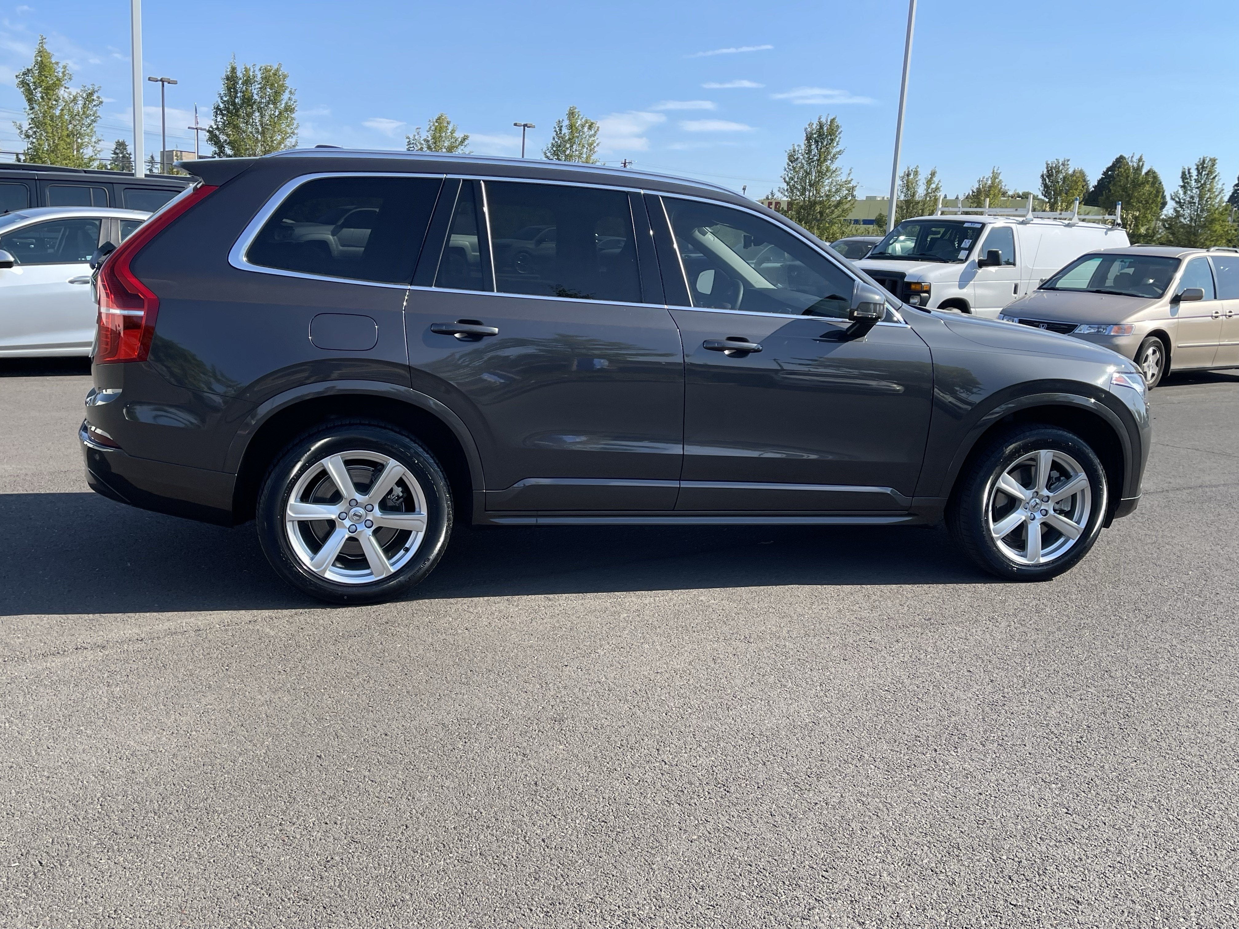 2023 Volvo XC90 Core