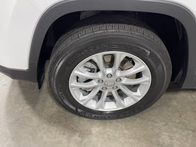 2022 Jeep Cherokee Latitude Lux