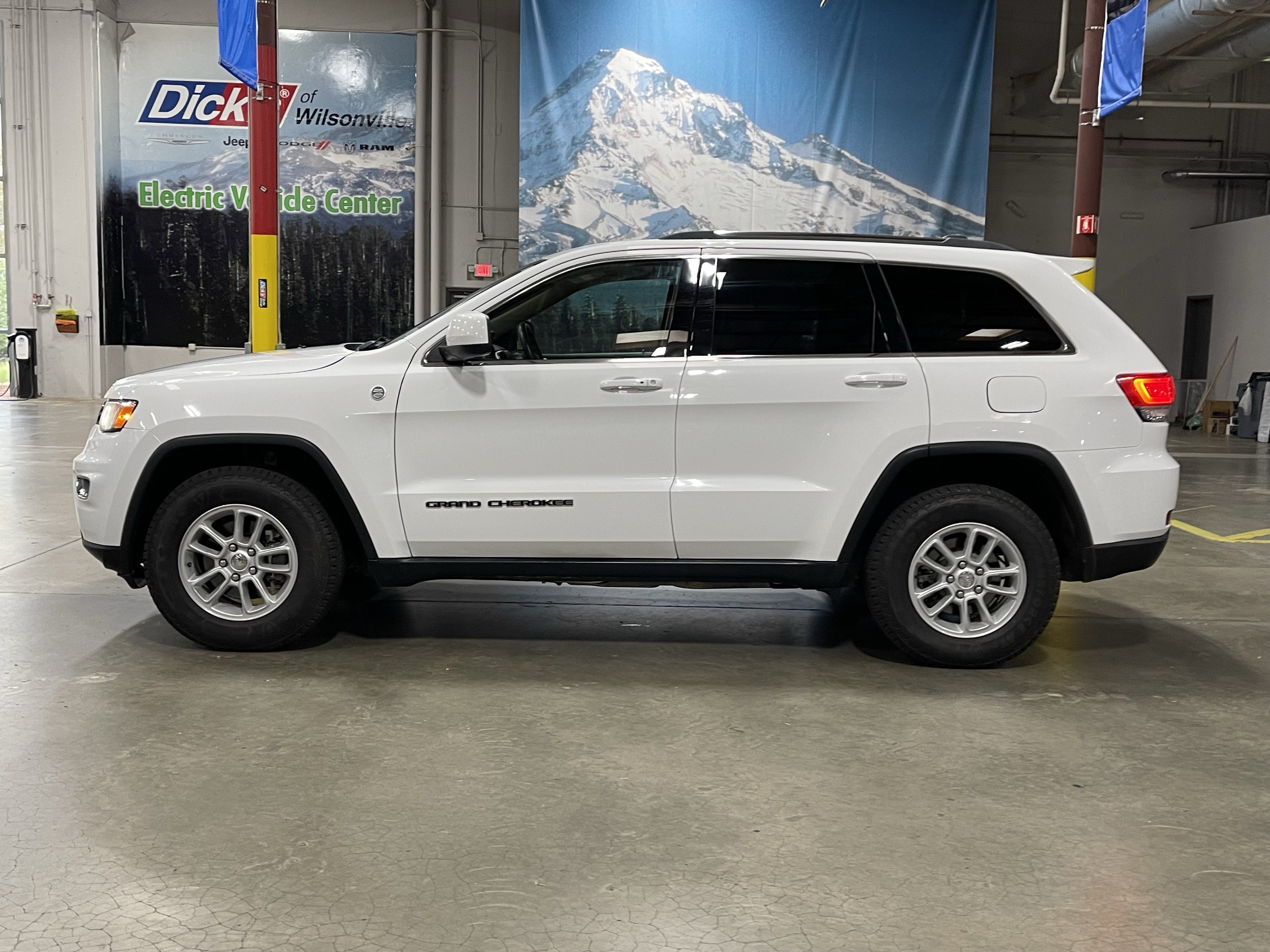 2018 Jeep Grand Cherokee Laredo E