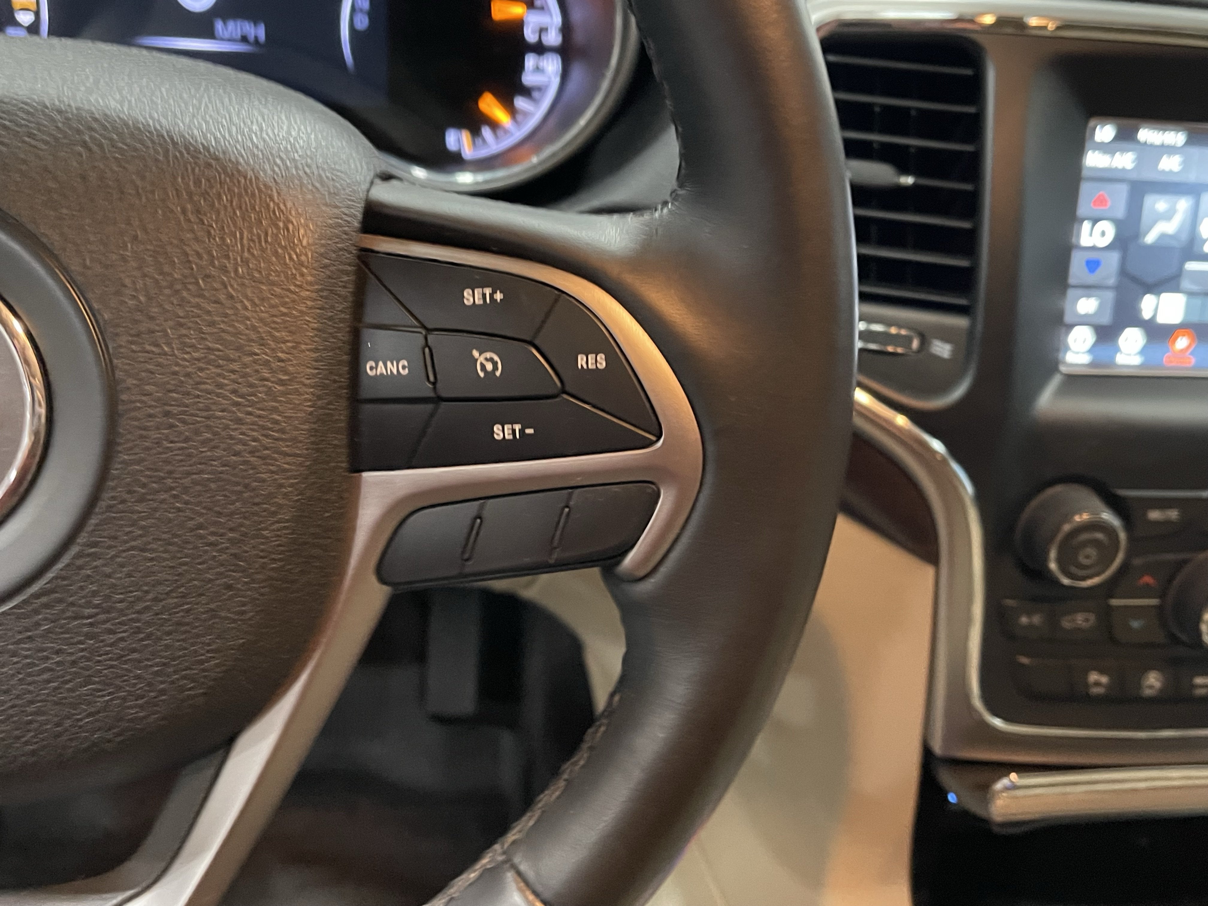 2018 Jeep Grand Cherokee Laredo E