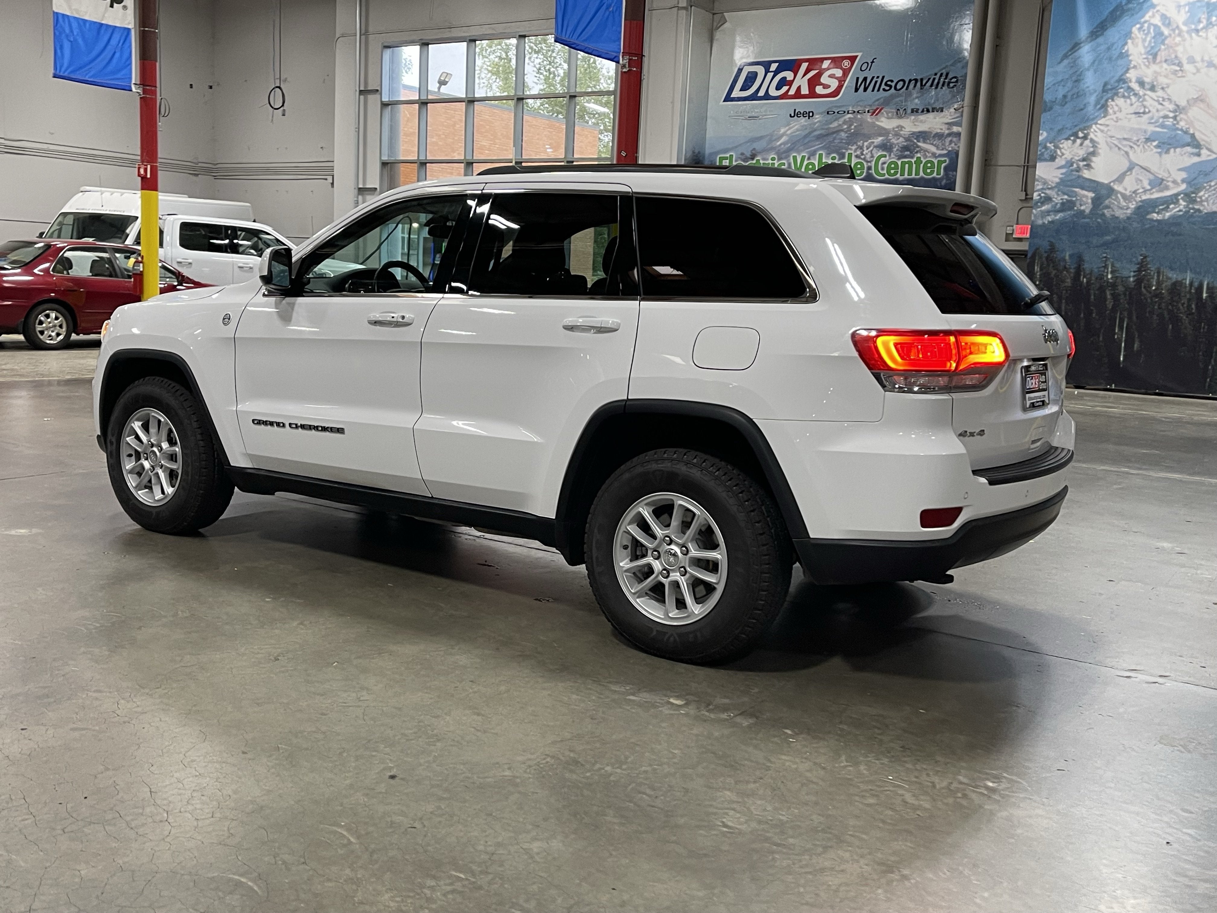 2018 Jeep Grand Cherokee Laredo E