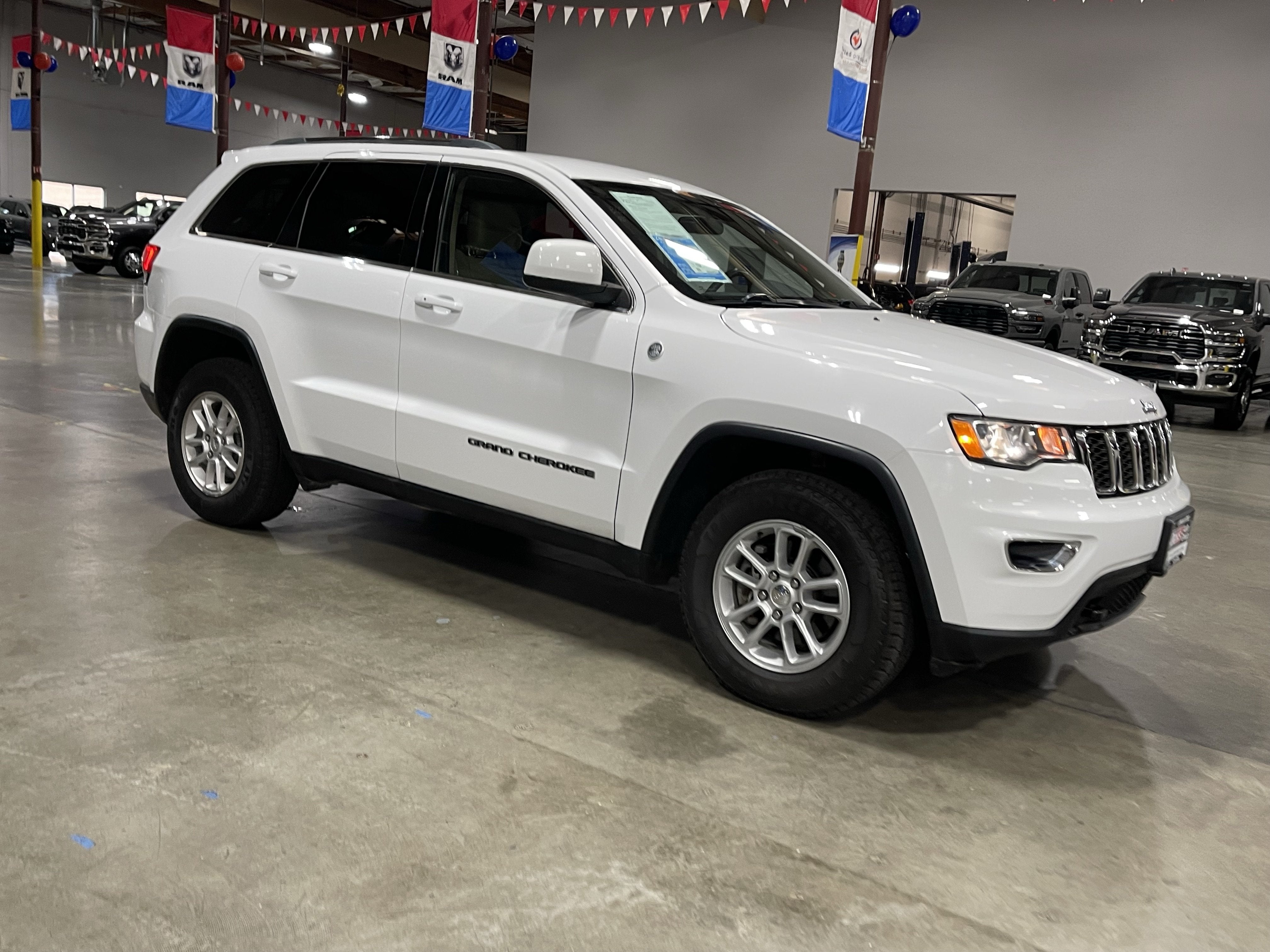 2018 Jeep Grand Cherokee Laredo E