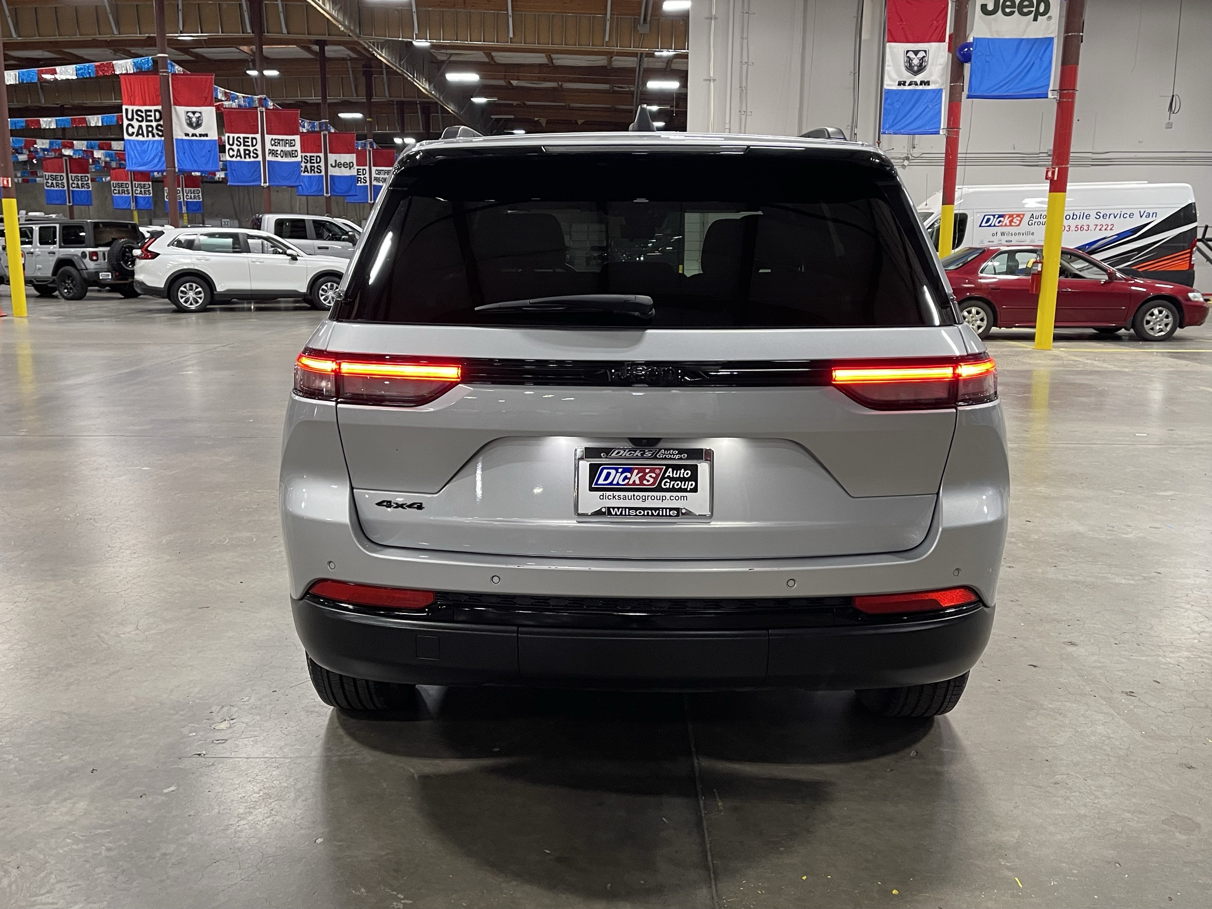 2025 Jeep Grand Cherokee Altitude
