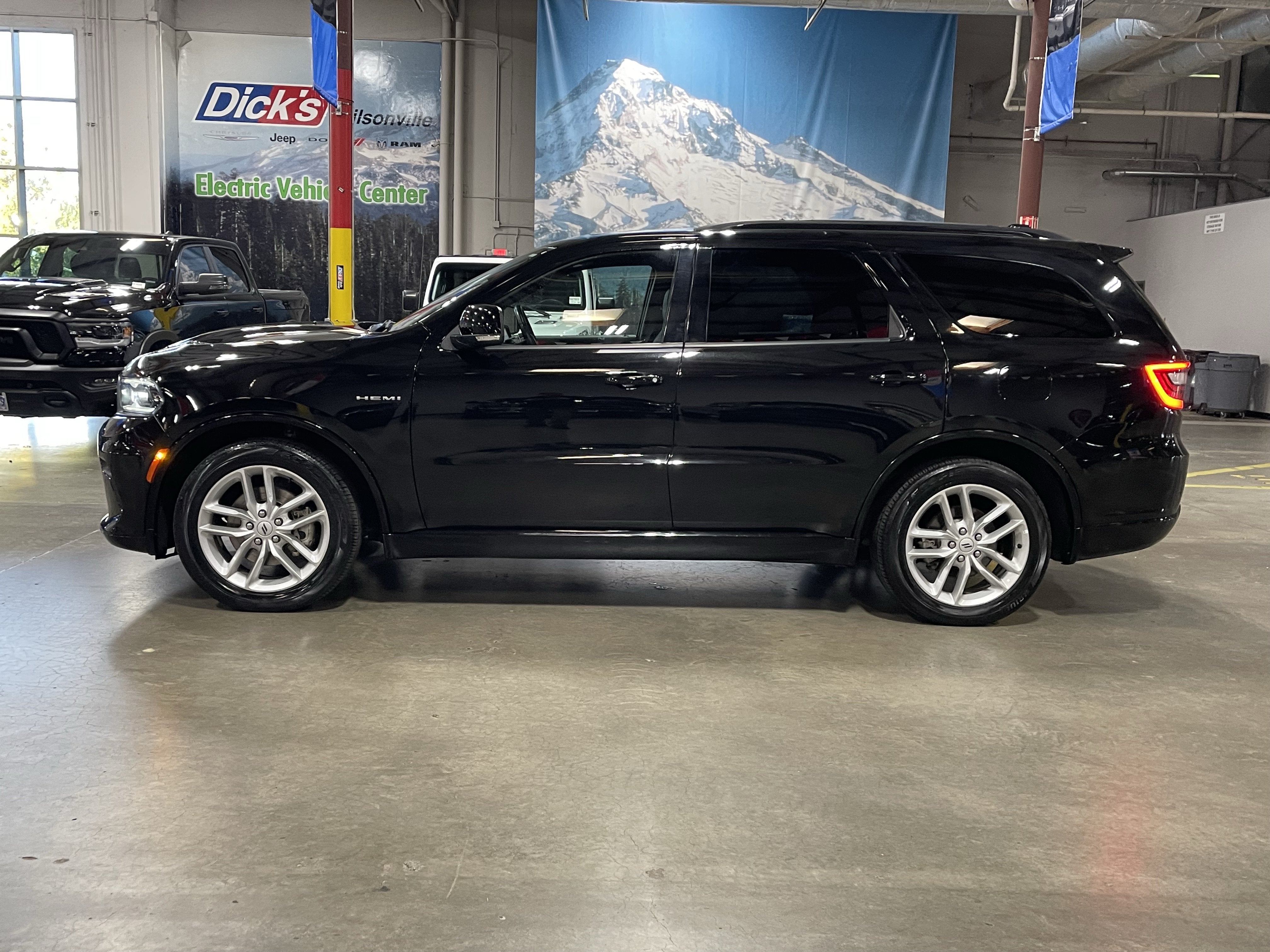 2025 Dodge Durango R/T Plus