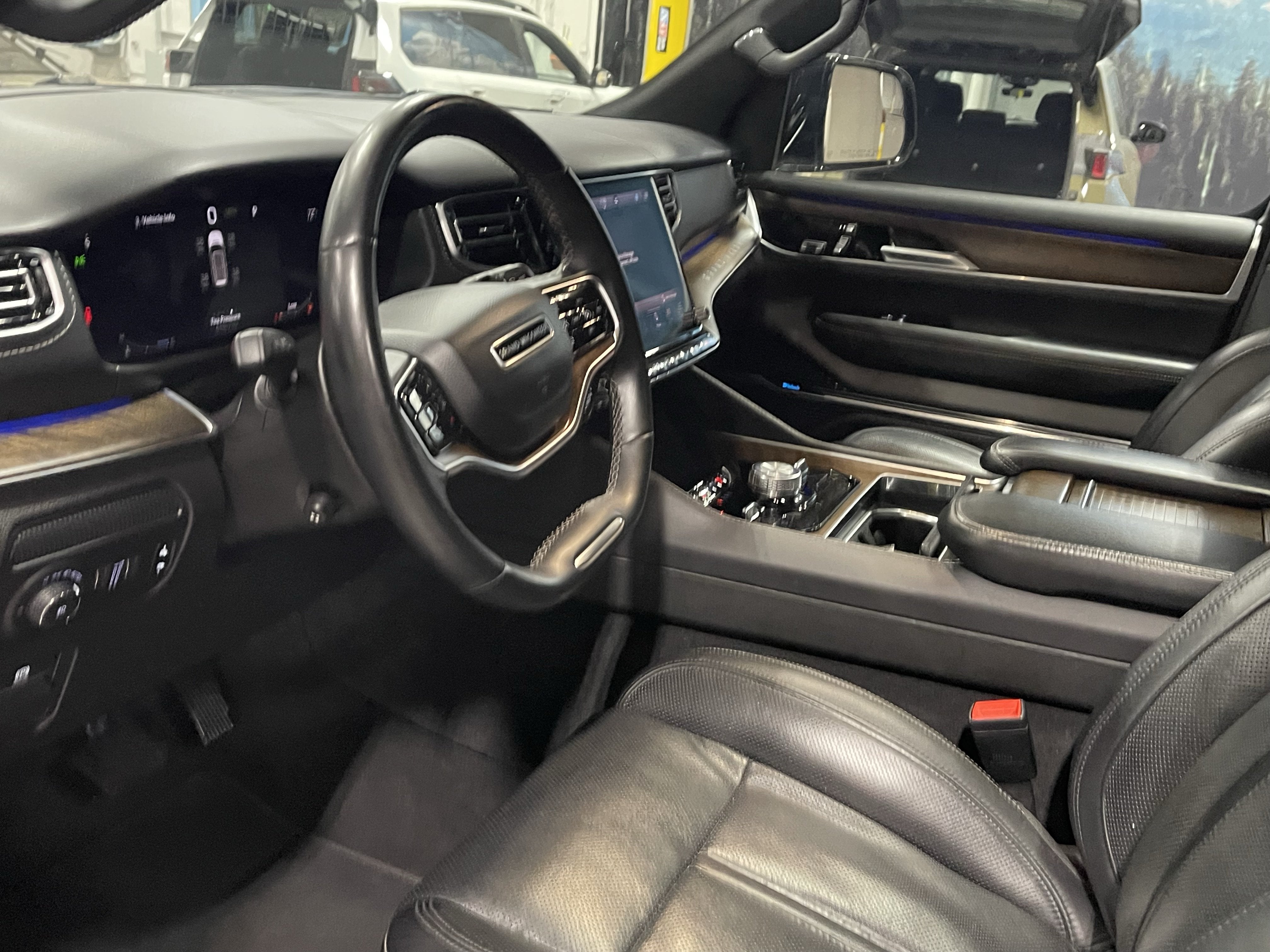 2024 Jeep Grand Wagoneer L Base