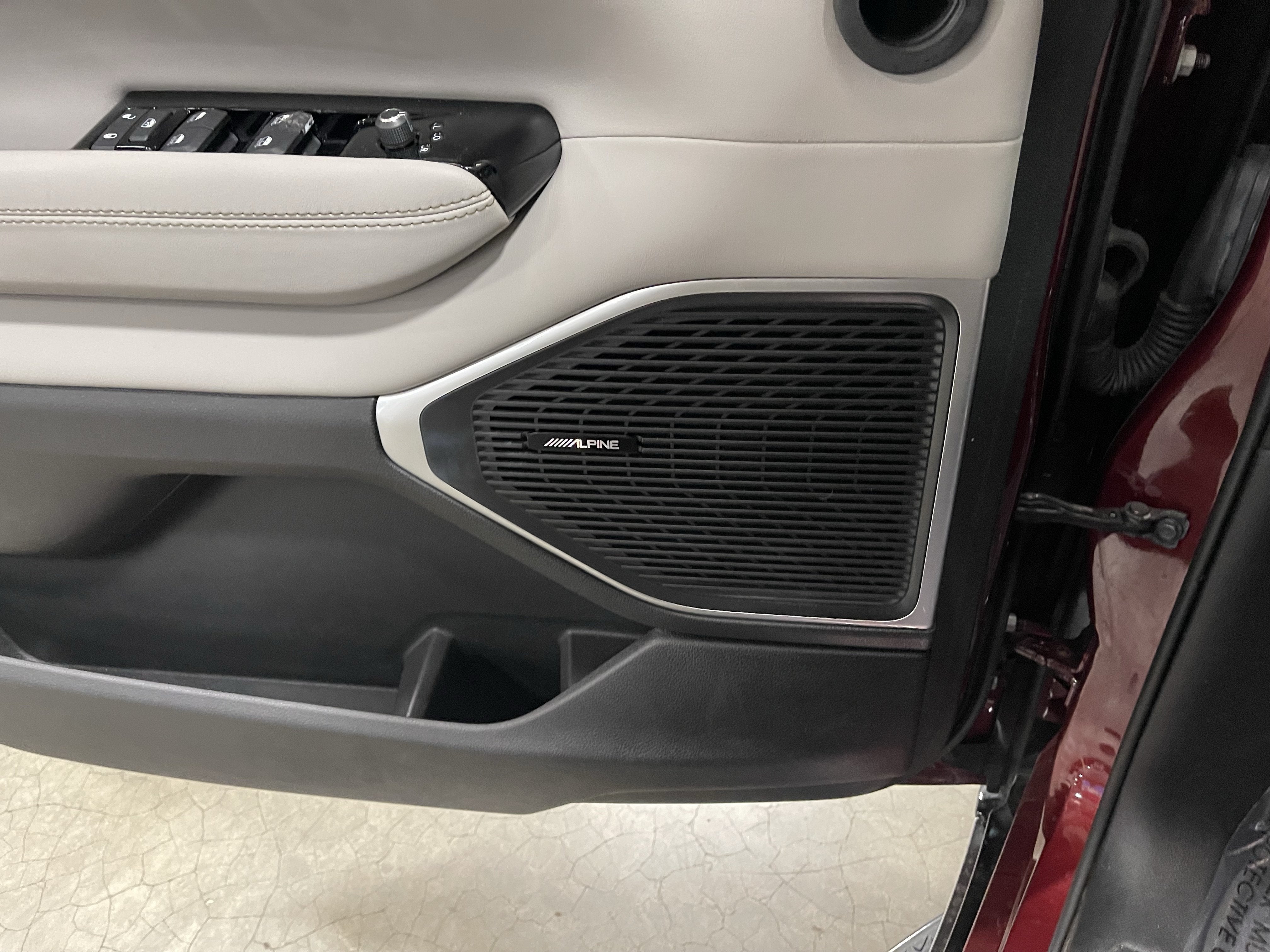 2023 Jeep Wagoneer Series III