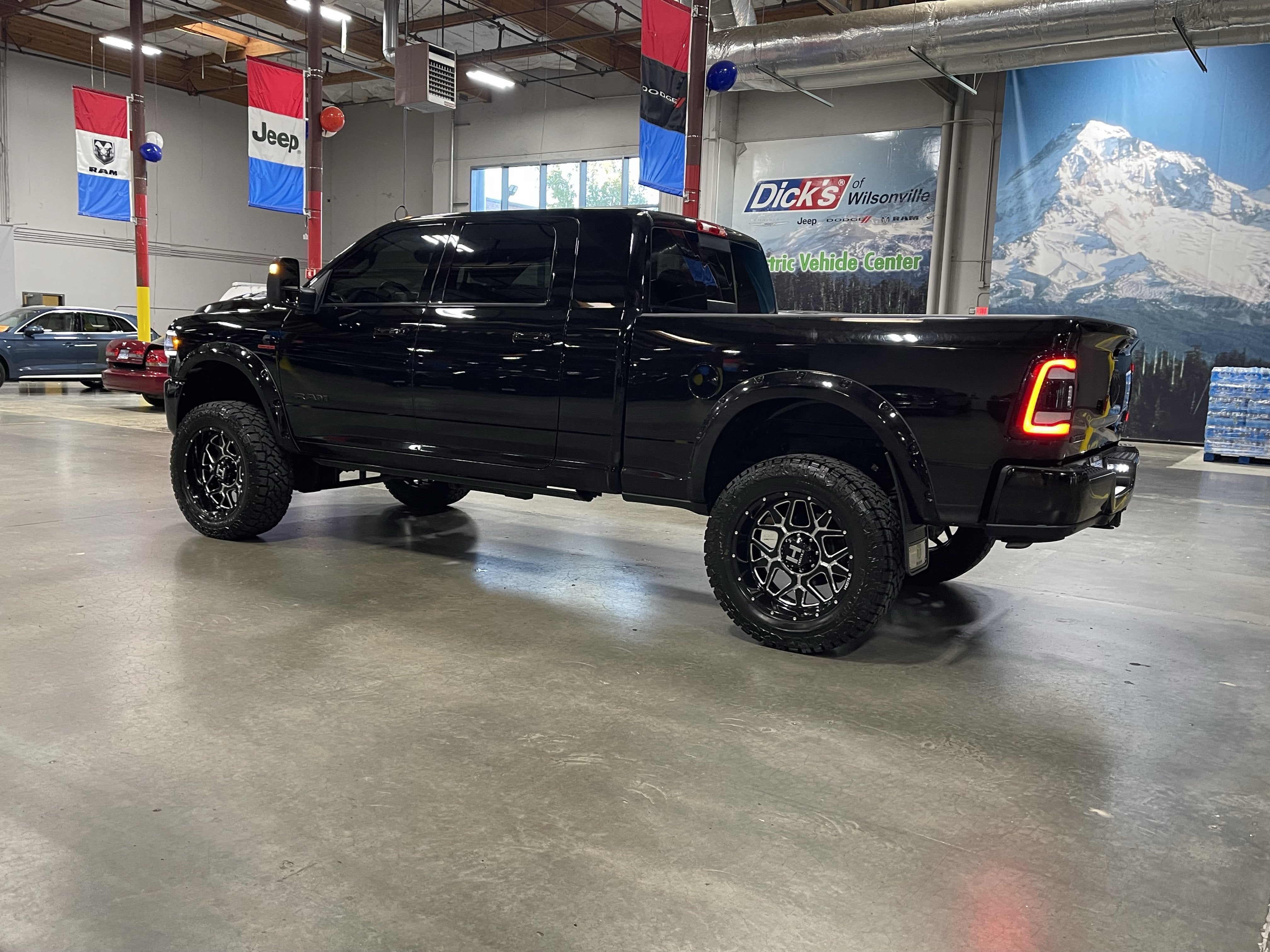 2024 RAM 3500 Laramie
