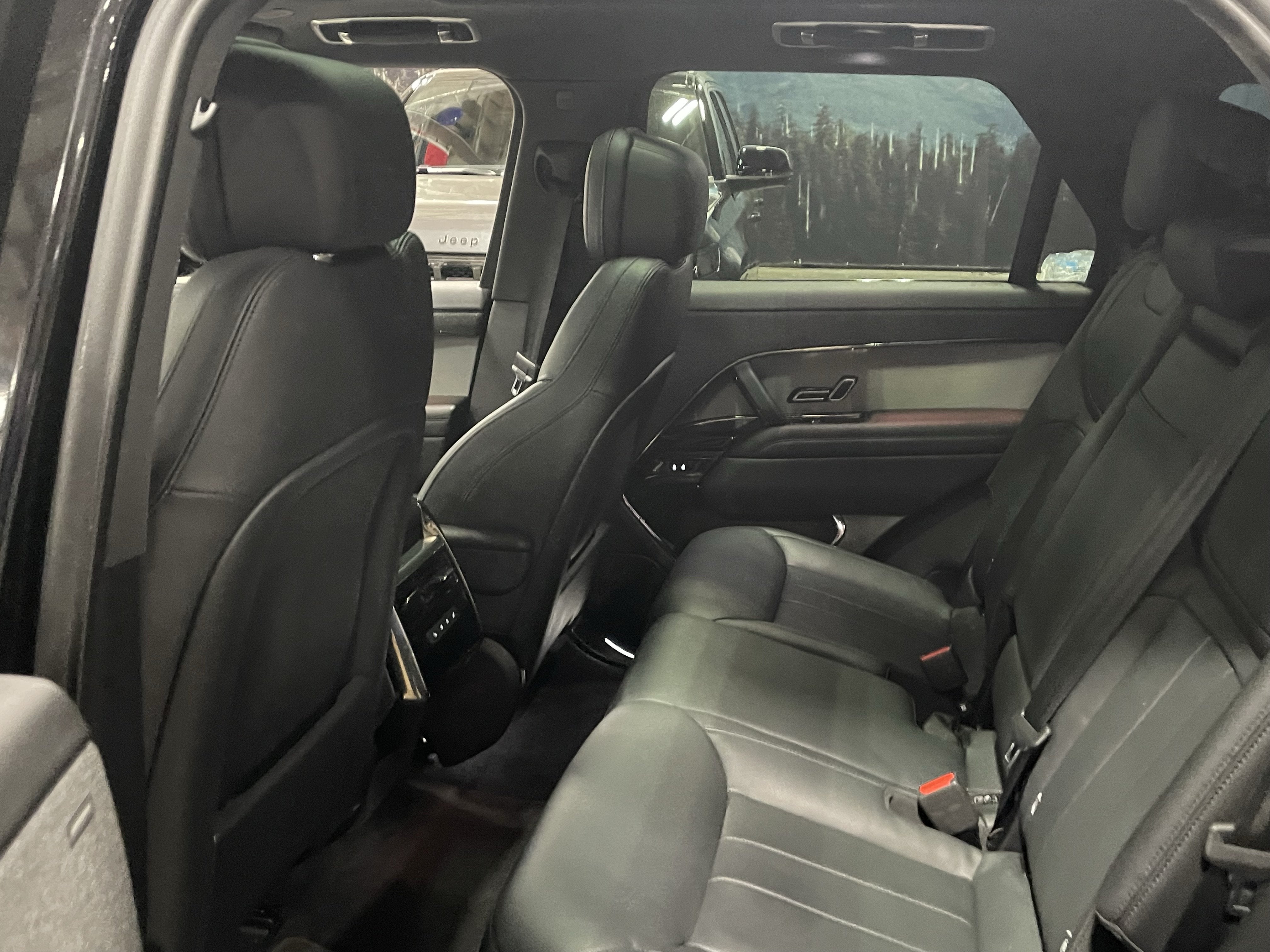 2025 Land Rover Range Rover Sport SE
