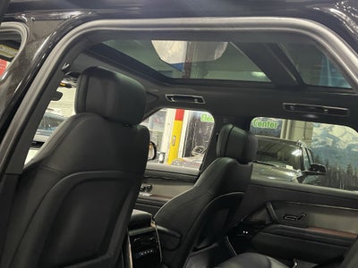 2025 Land Rover Range Rover Sport SE