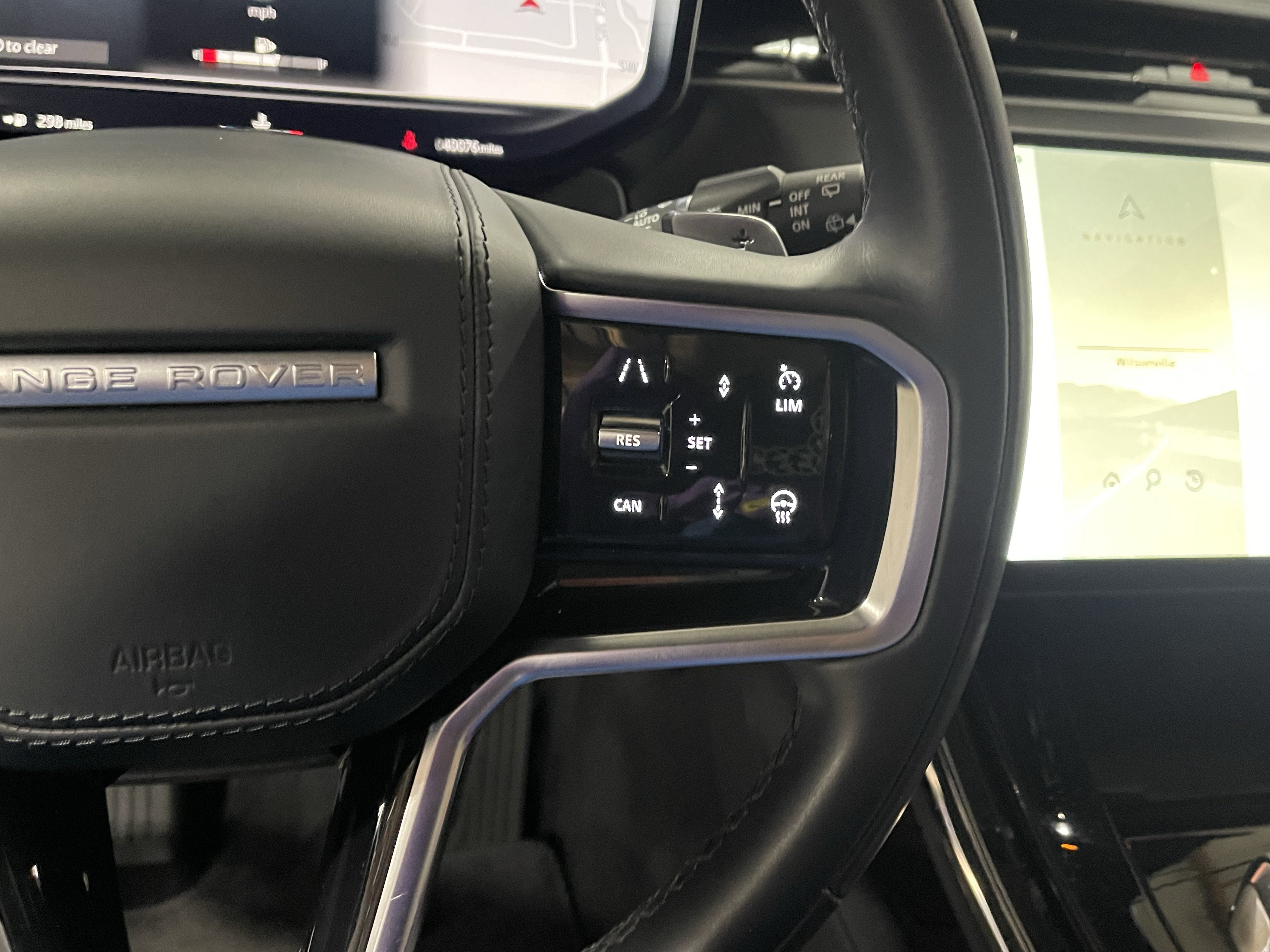 2025 Land Rover Range Rover Sport SE