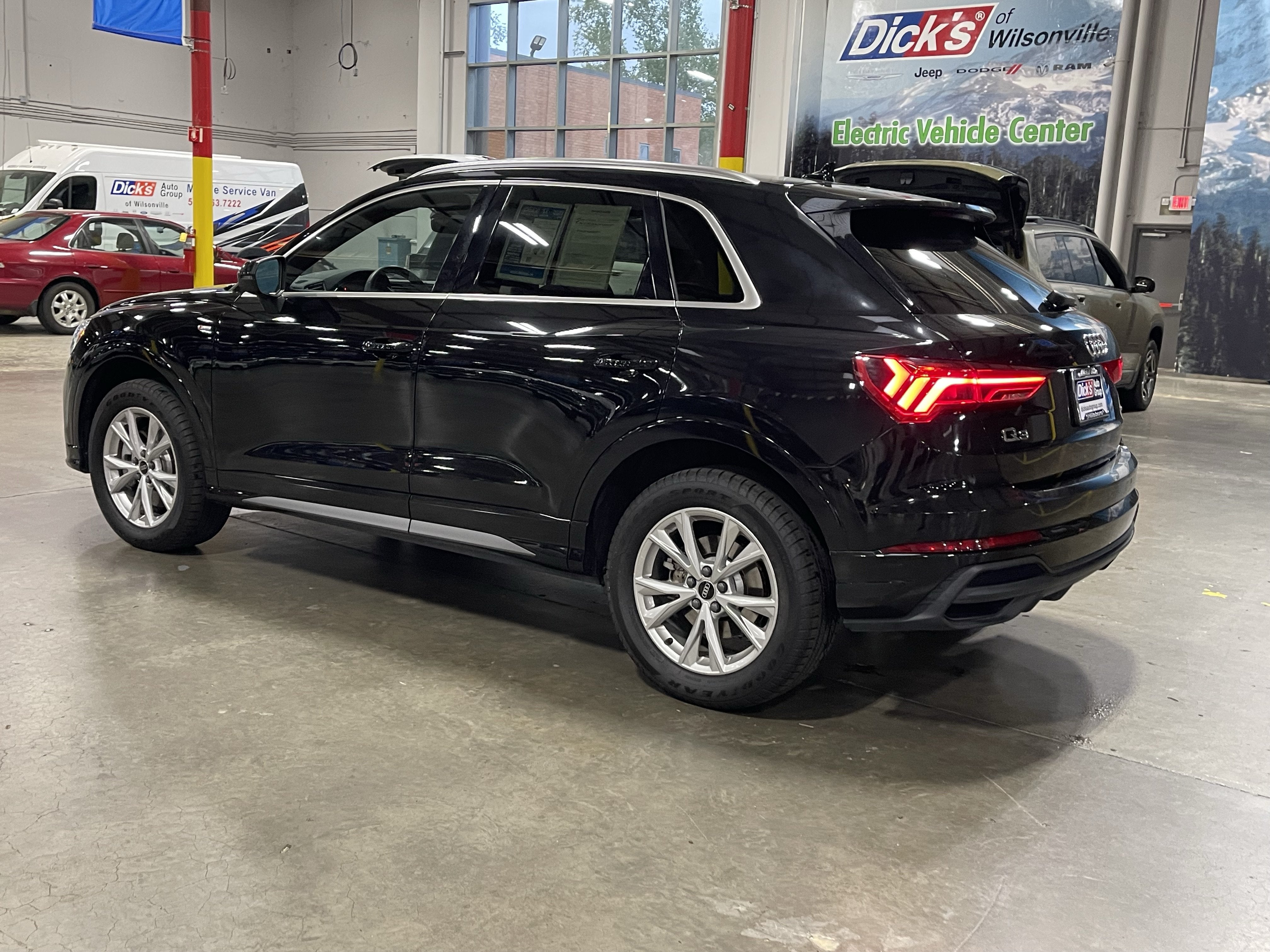 2025 Audi Q3 Premium Plus