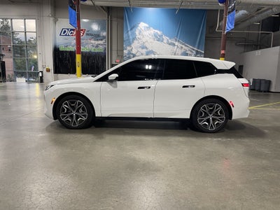 2026 BMW iX xDrive45