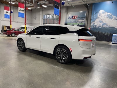 2026 BMW iX xDrive45