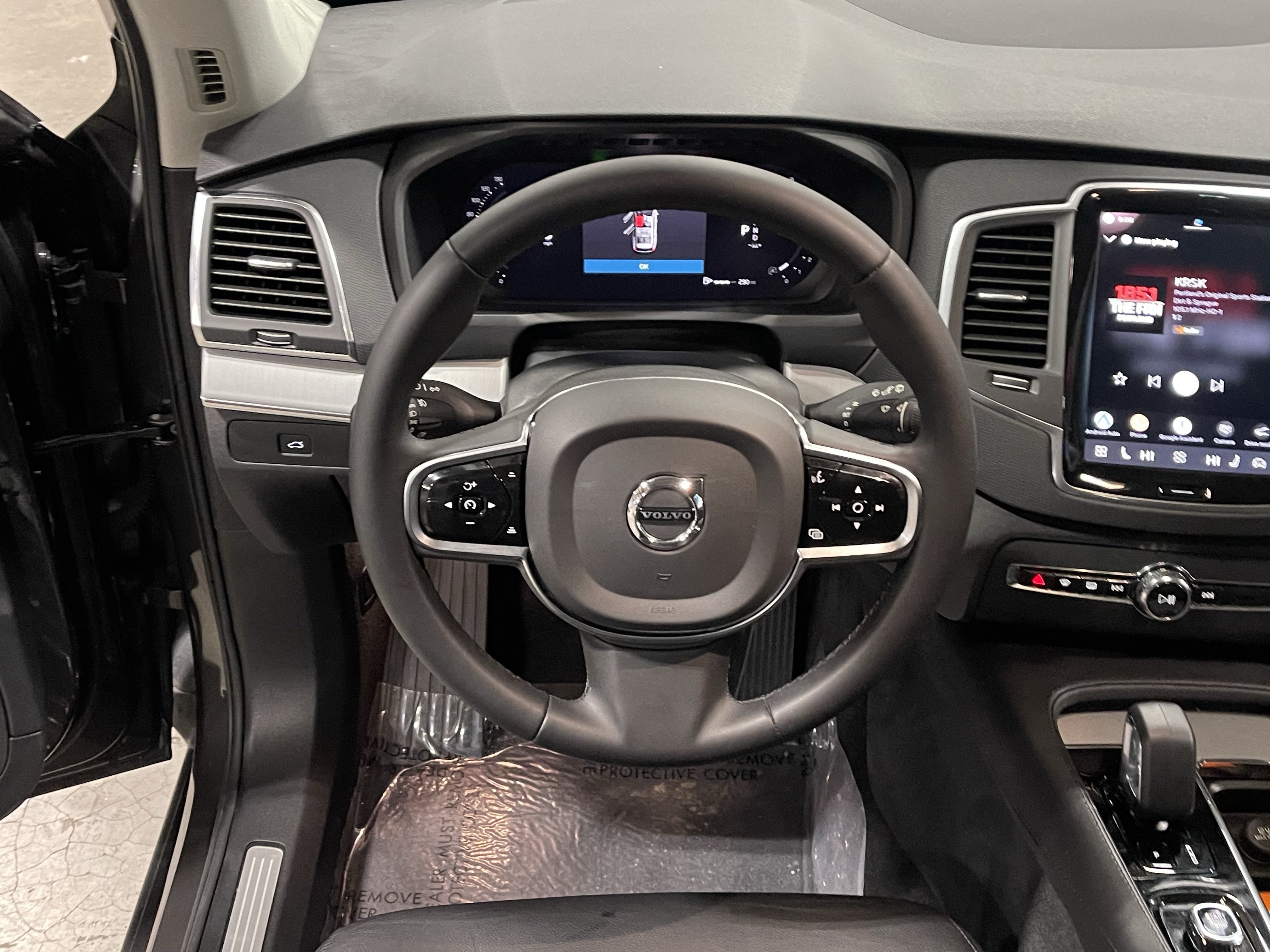 2023 Volvo XC90 B5 Core