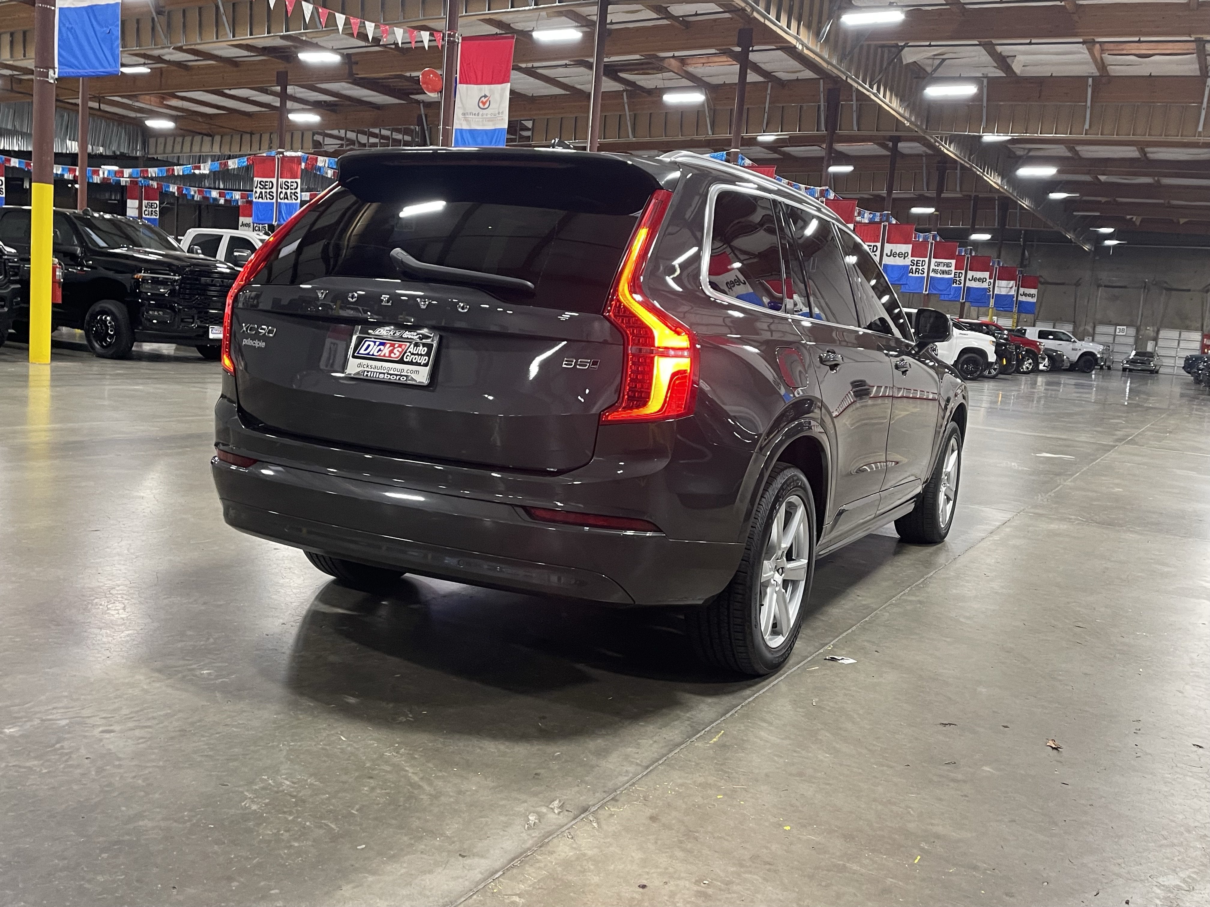 2023 Volvo XC90 B5 Core