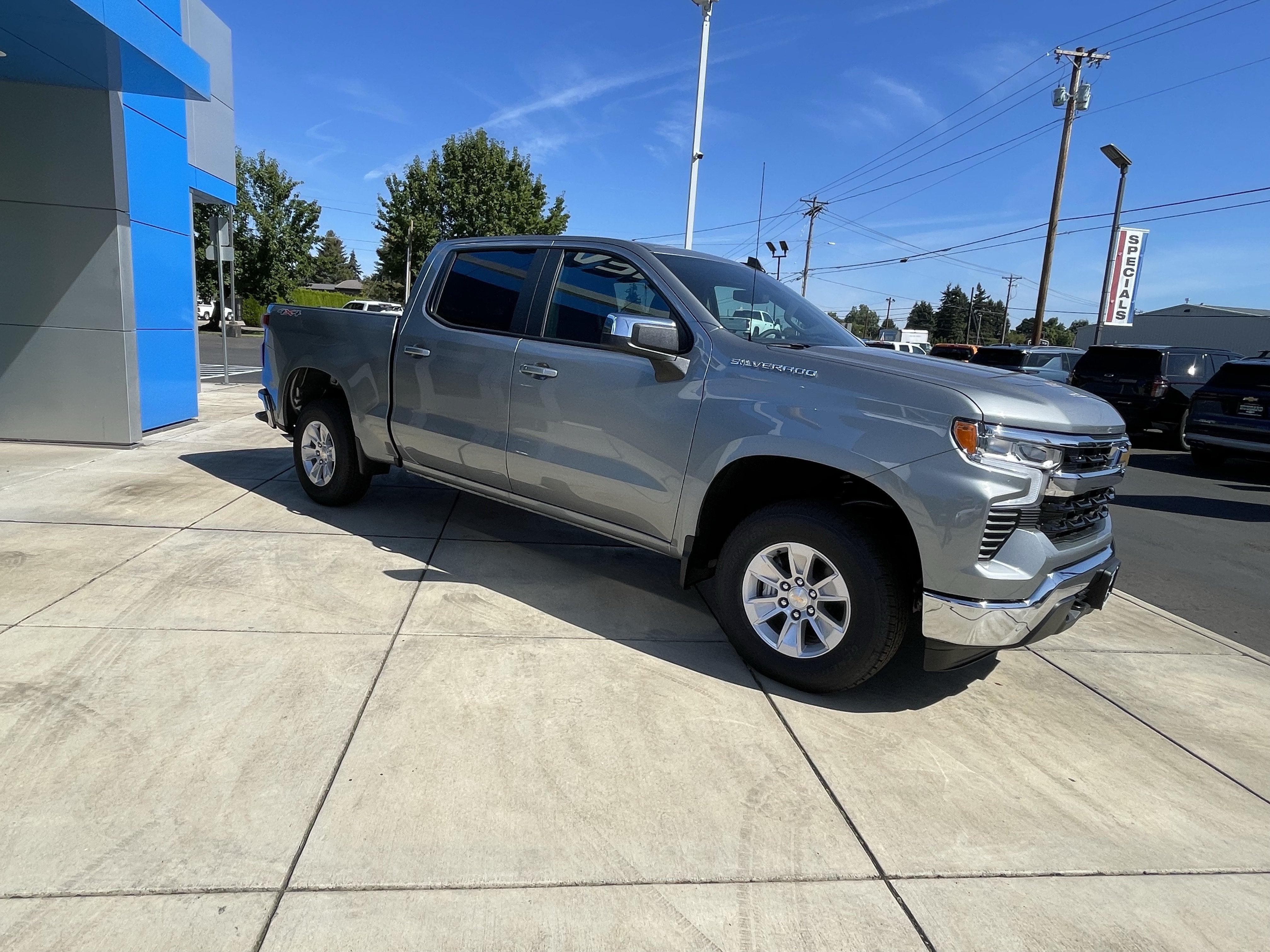 2026 Chevrolet Silverado 1500 LT