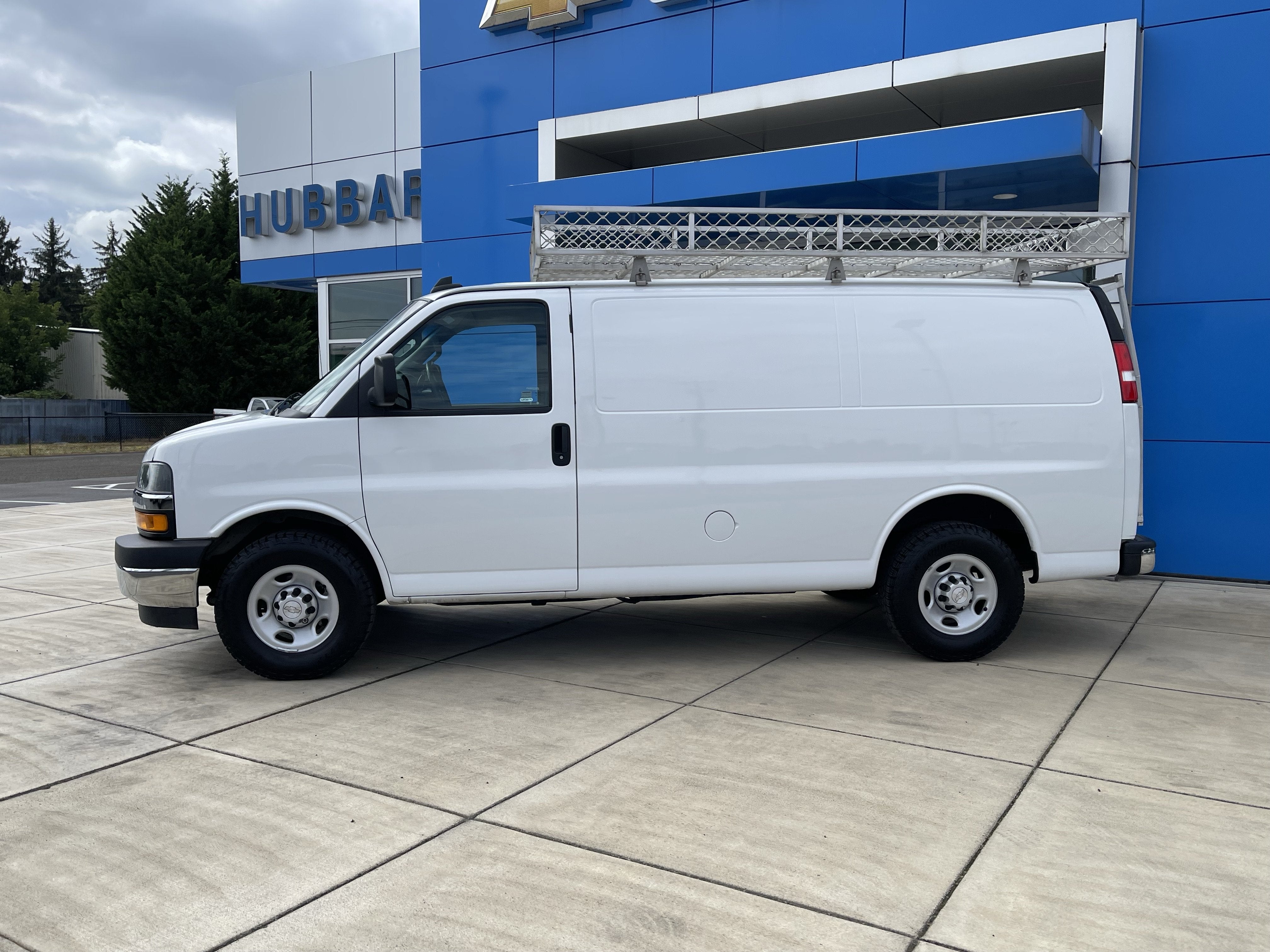 2018 Chevrolet Express Cargo Van RWD 3500 135