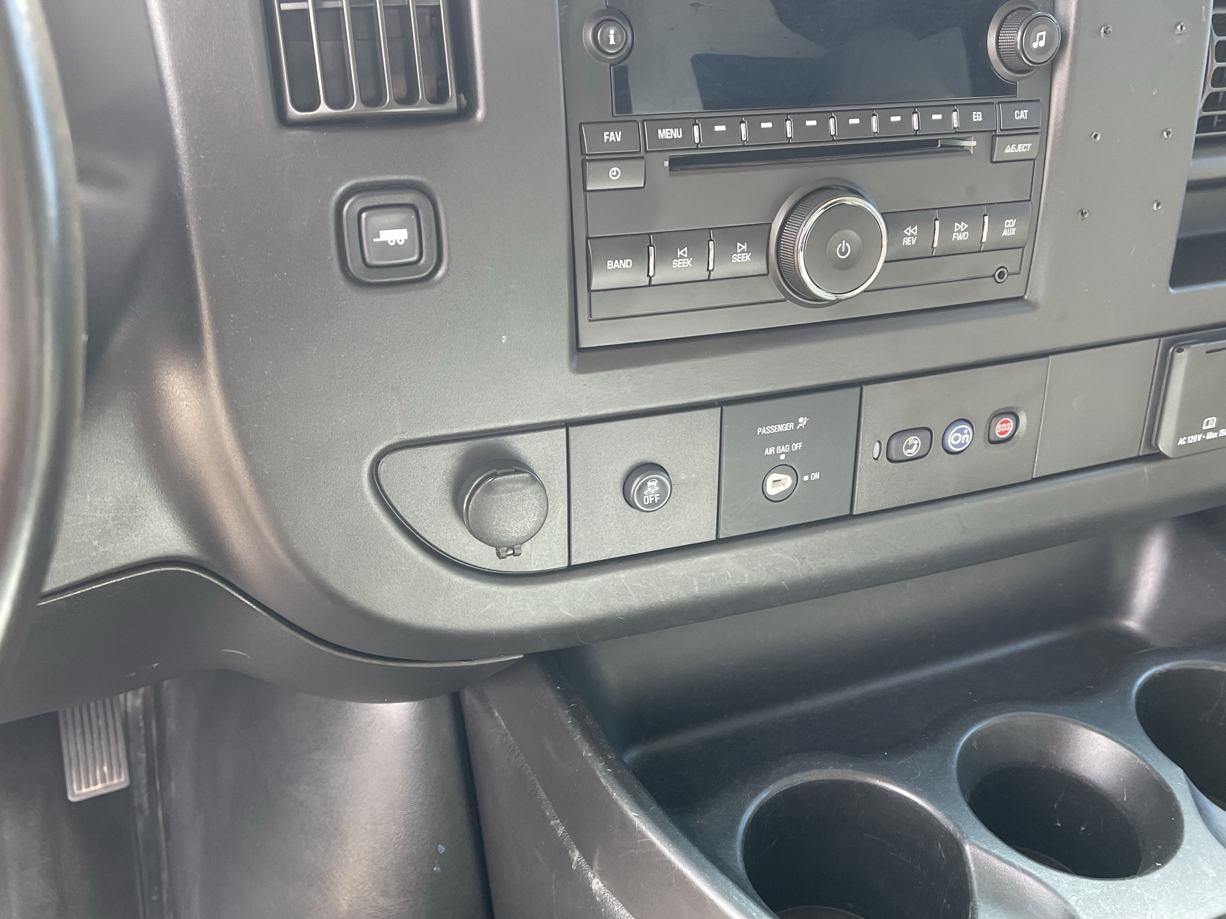 2018 Chevrolet Express Cargo Van RWD 3500 135